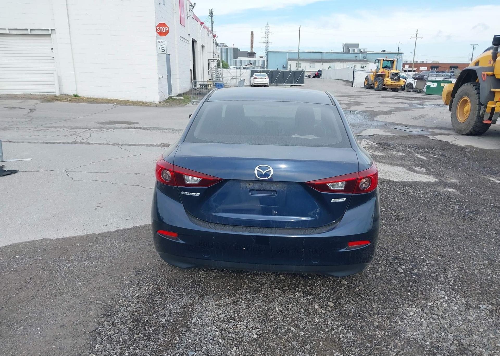 2018 MAZDA 3 Sport