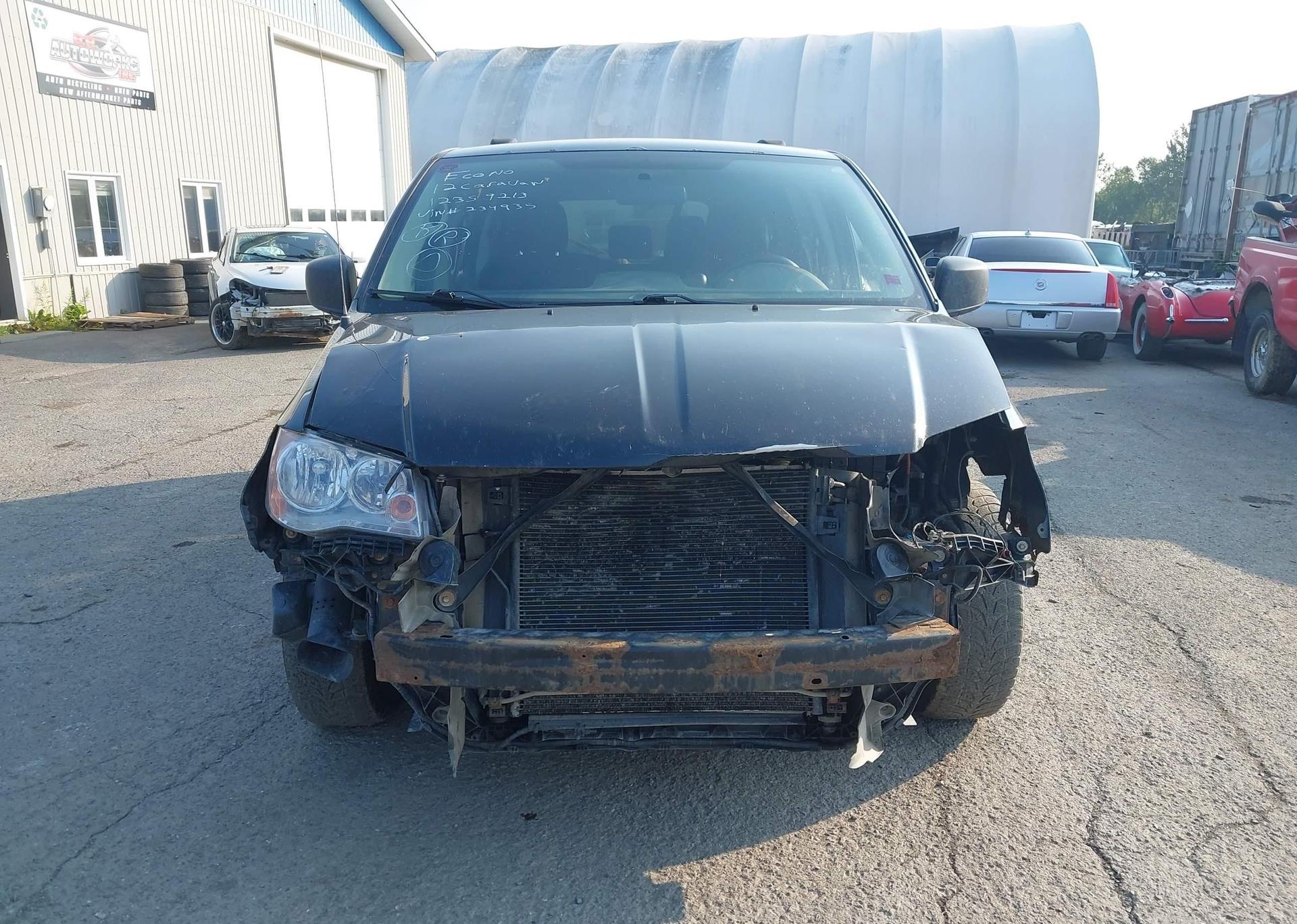 2012 DODGE GRAND CARAVAN SE