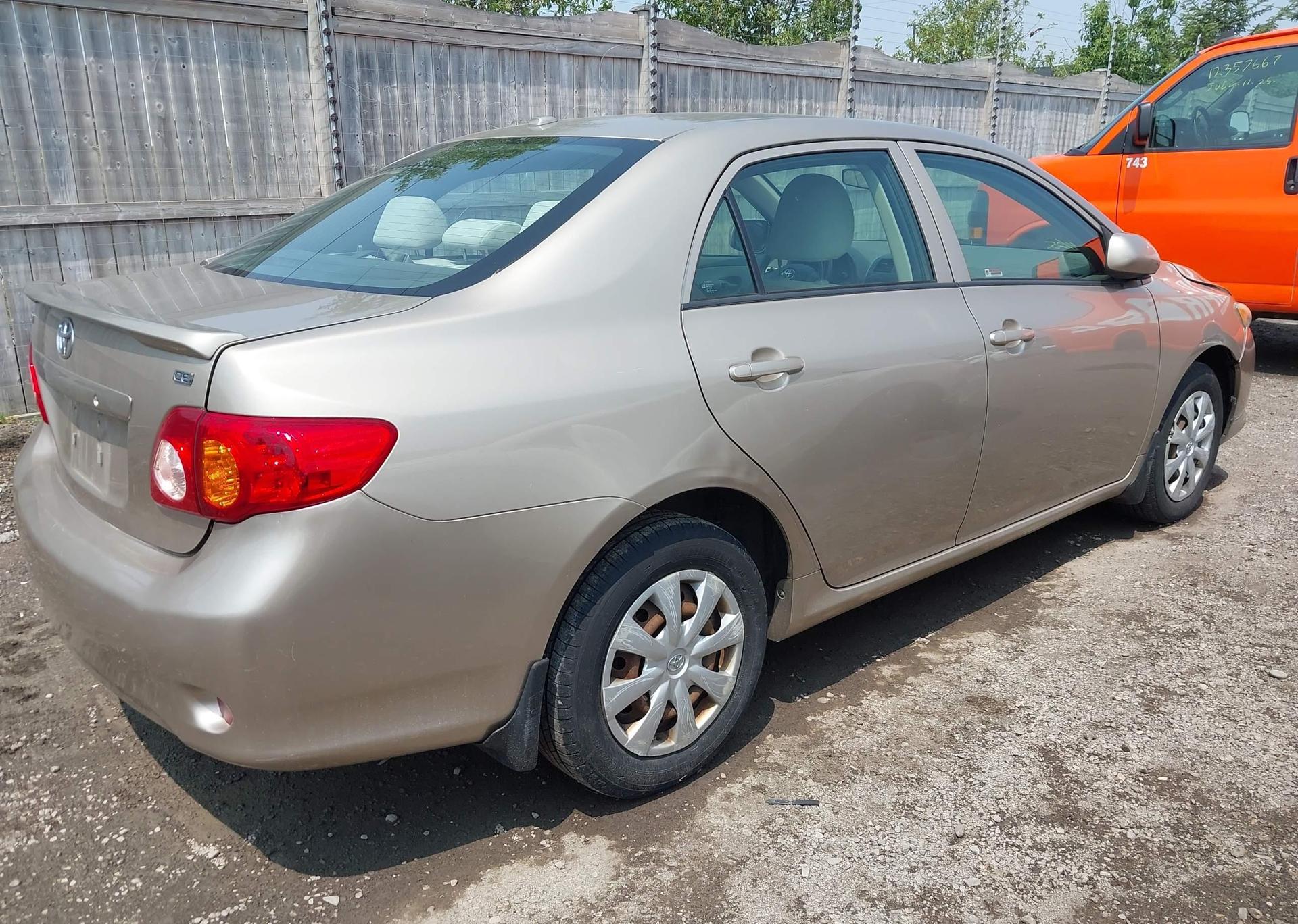 2009 TOYOTA COROLLA S