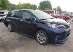 2022 TOYOTA SIENNA XSE 7-PASSENGER