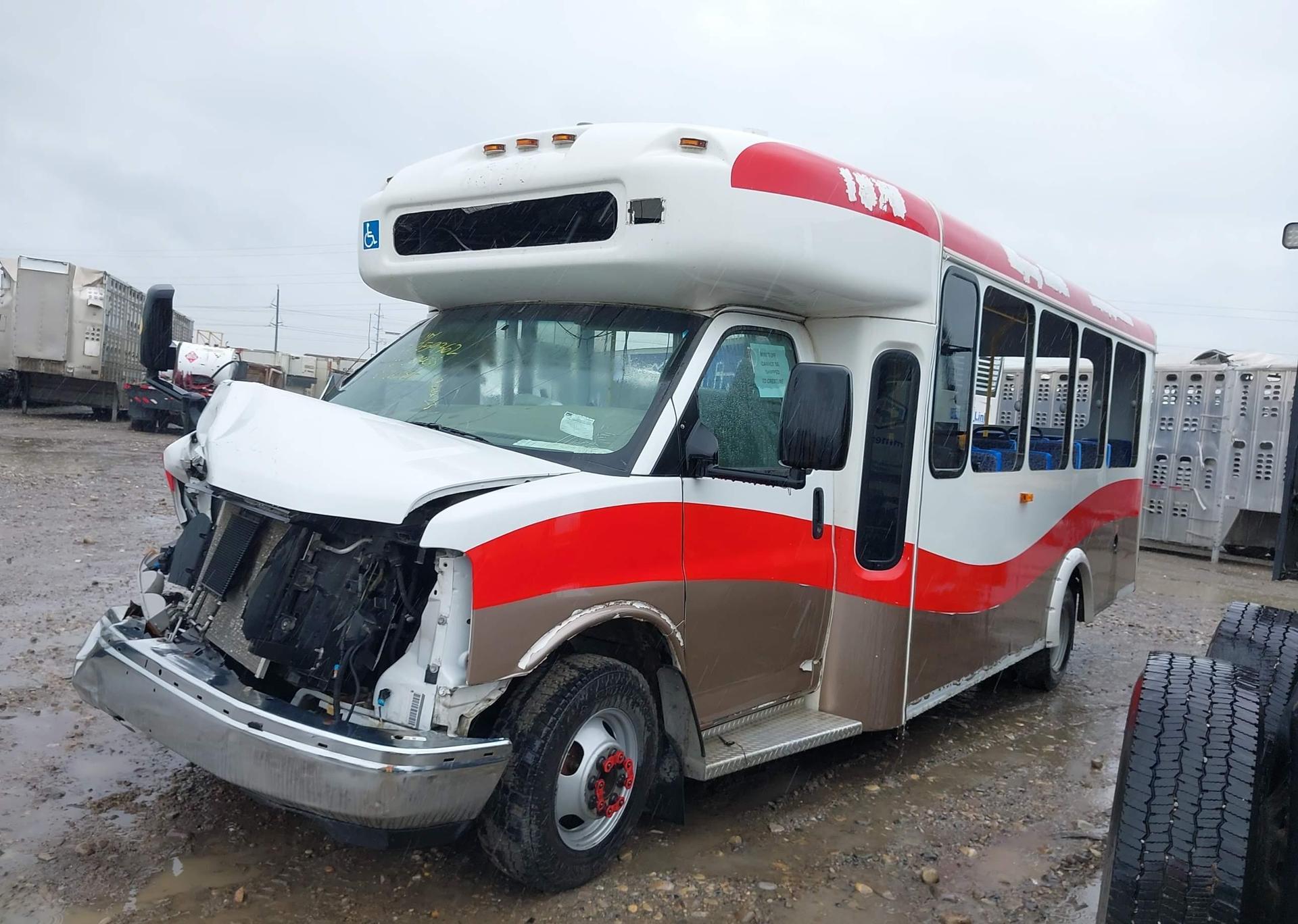 2015 CHEVROLET EXPRESS G4500