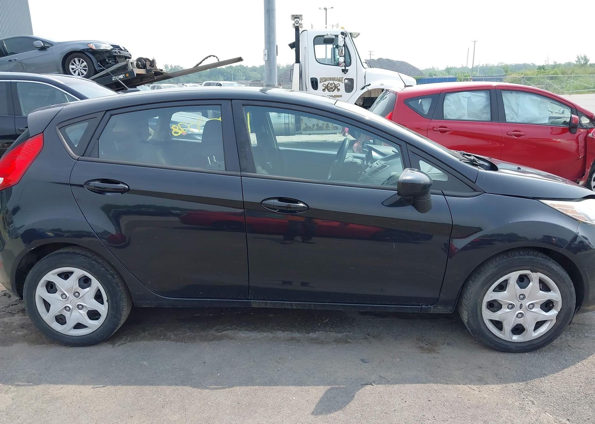 2013 FORD FIESTA SE