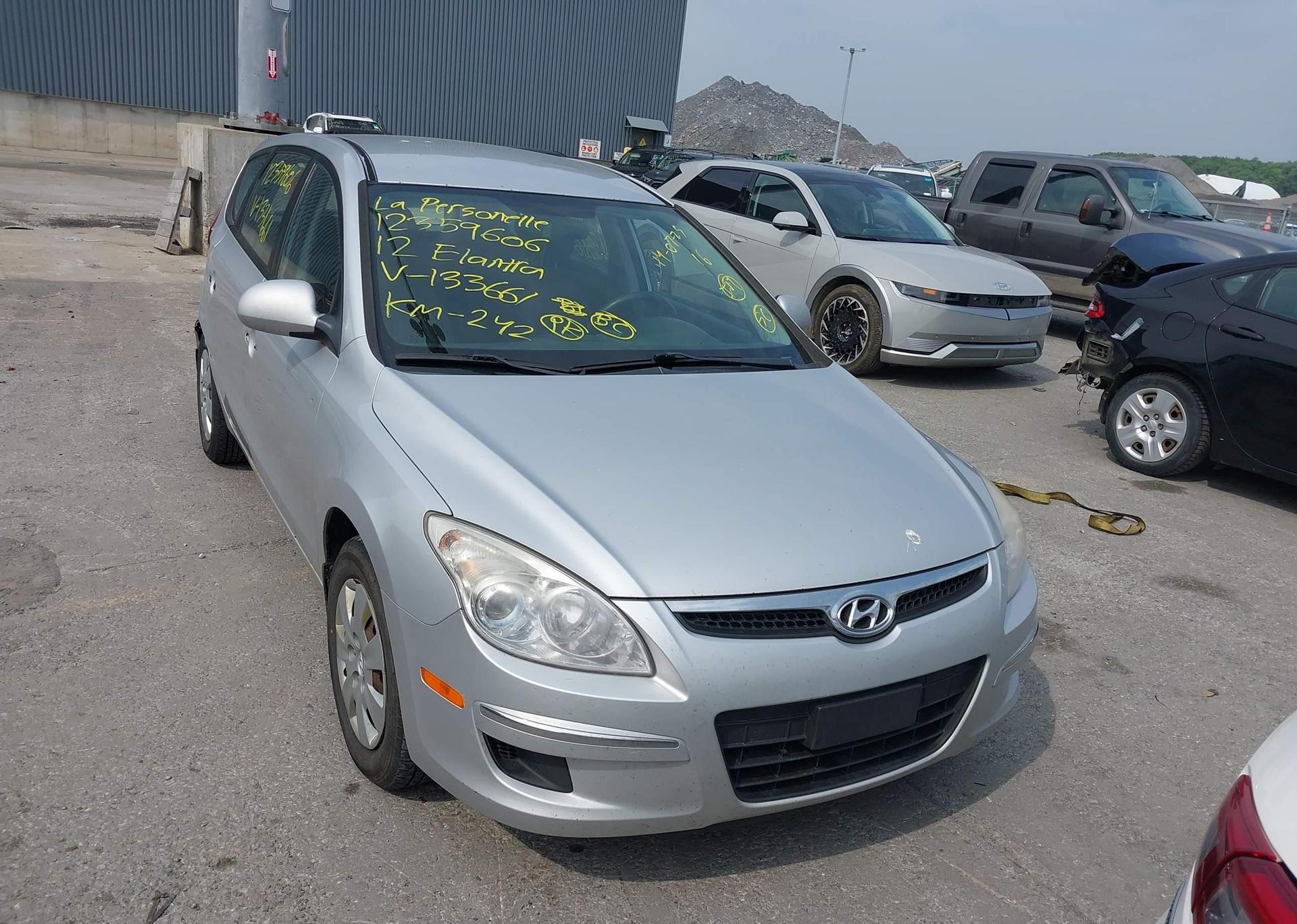 2012 HYUNDAI ELANTRA TOURING GLS