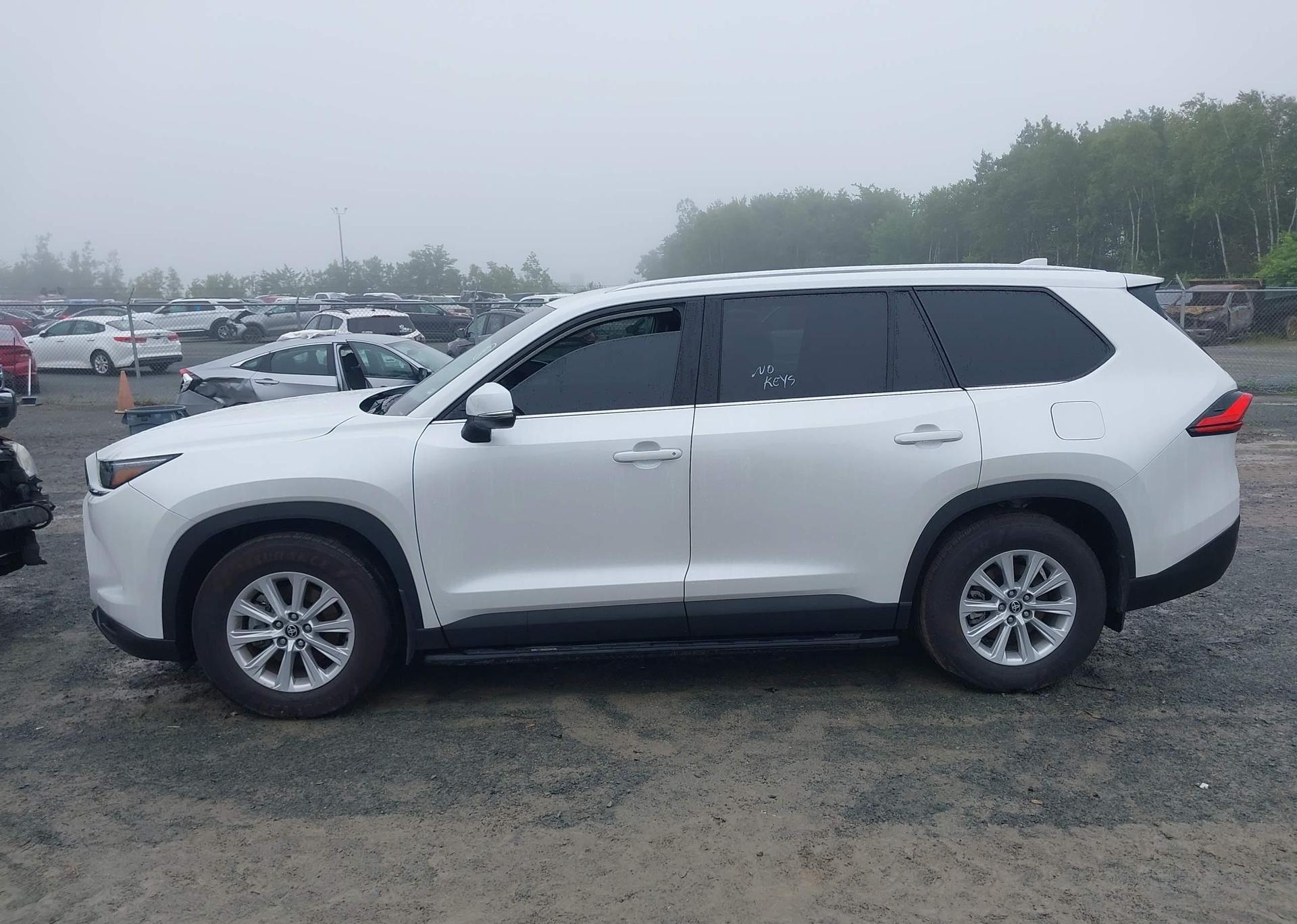 2024 TOYOTA GRAND HIGHLANDER XLE