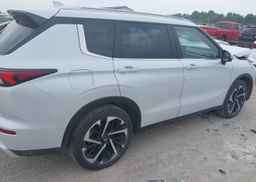2023 MITSUBISHI OUTLANDER LE