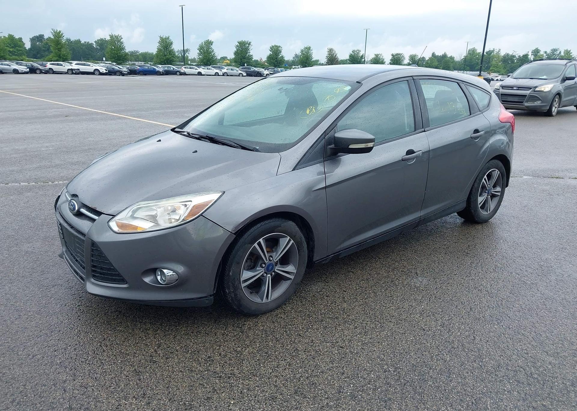 2014 FORD FOCUS SE