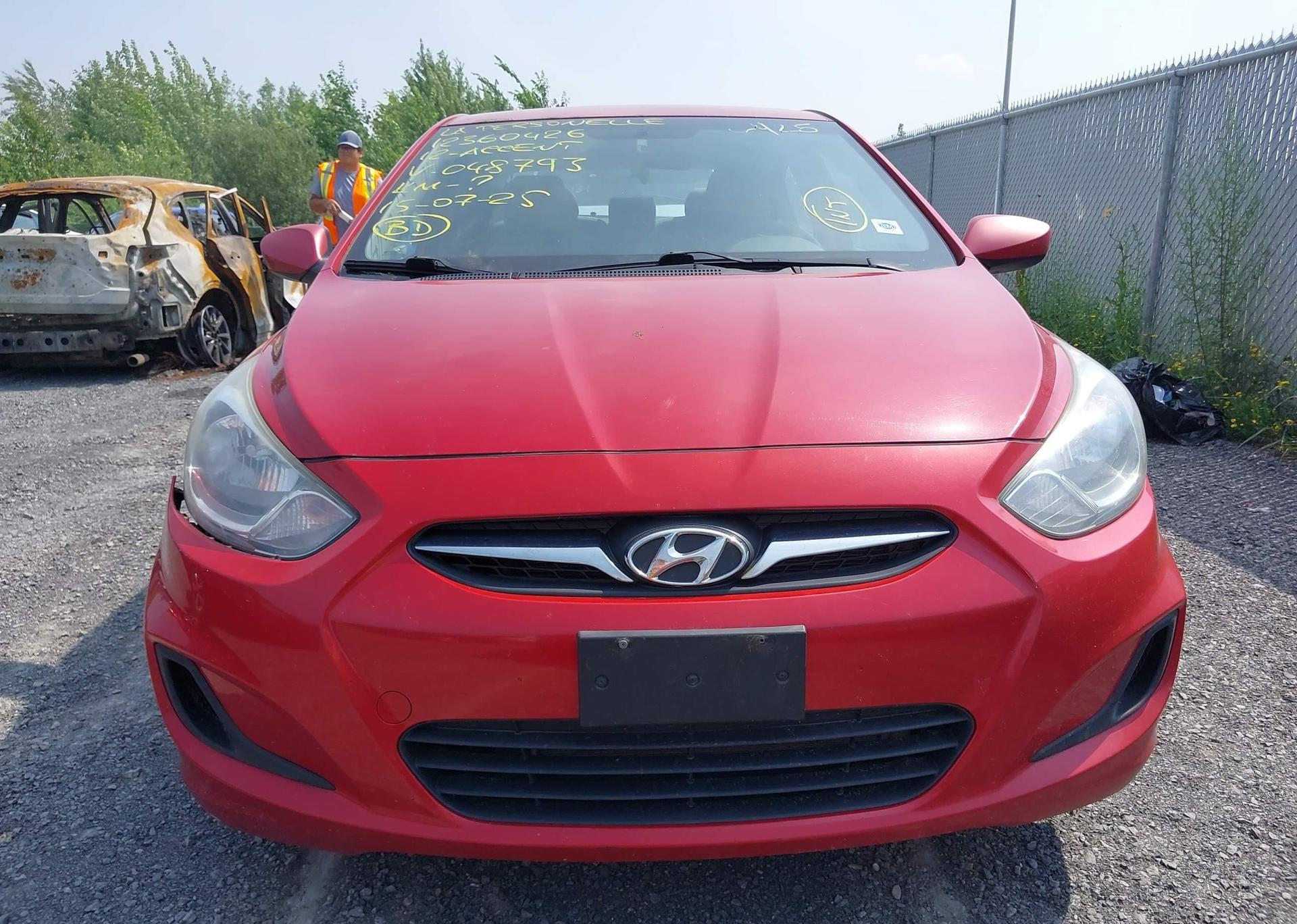 2012 HYUNDAI ACCENT GLS