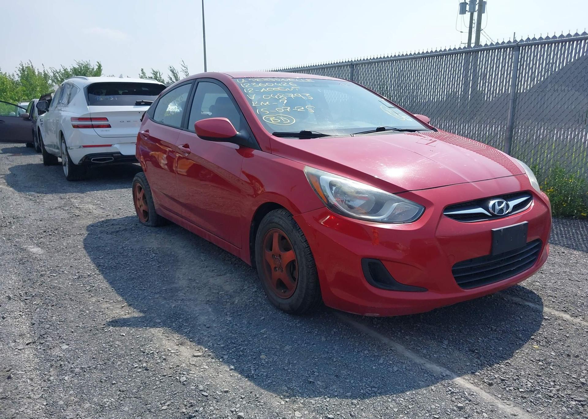 2012 HYUNDAI ACCENT GLS