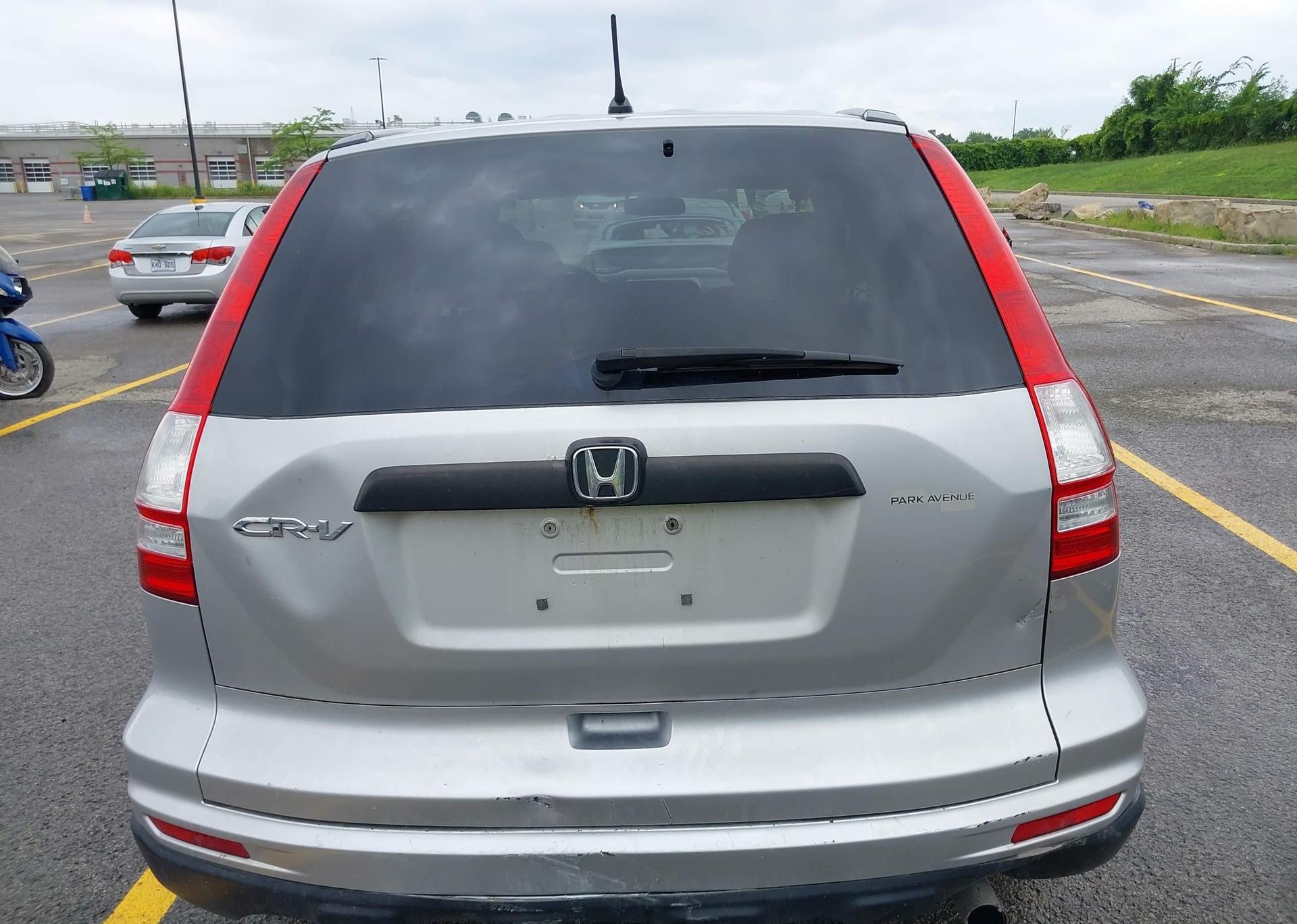 2011 HONDA CR-V LX