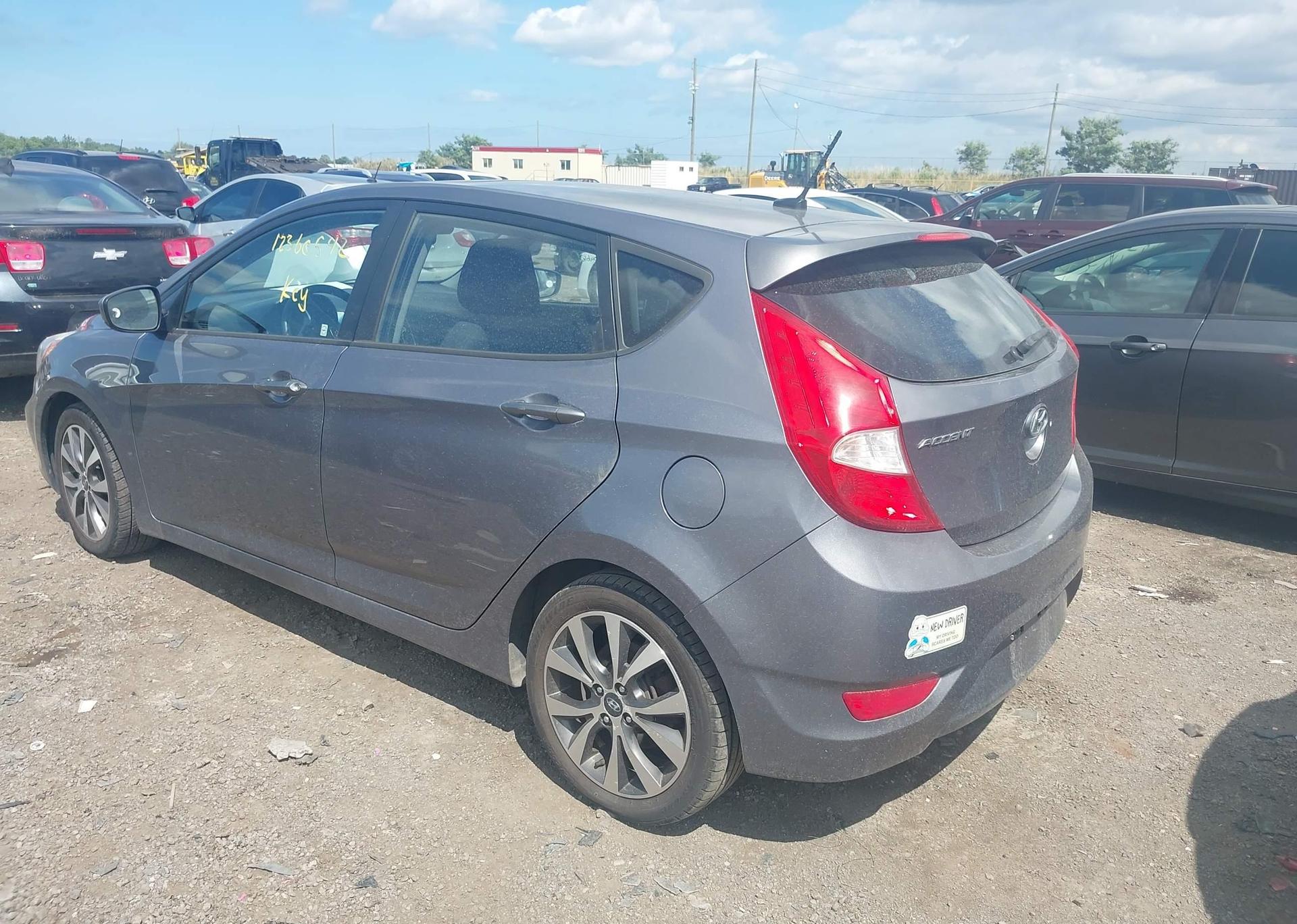 2015 HYUNDAI ACCENT SE
