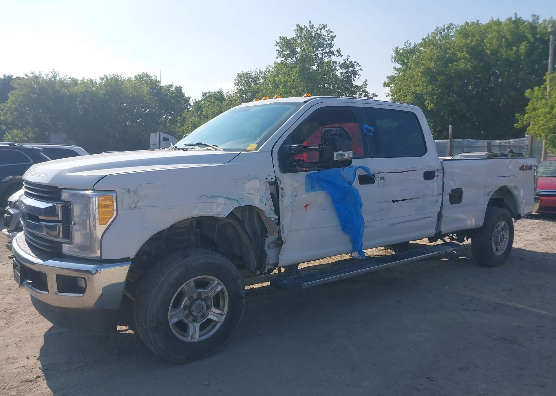 2017 FORD F-250 XLT