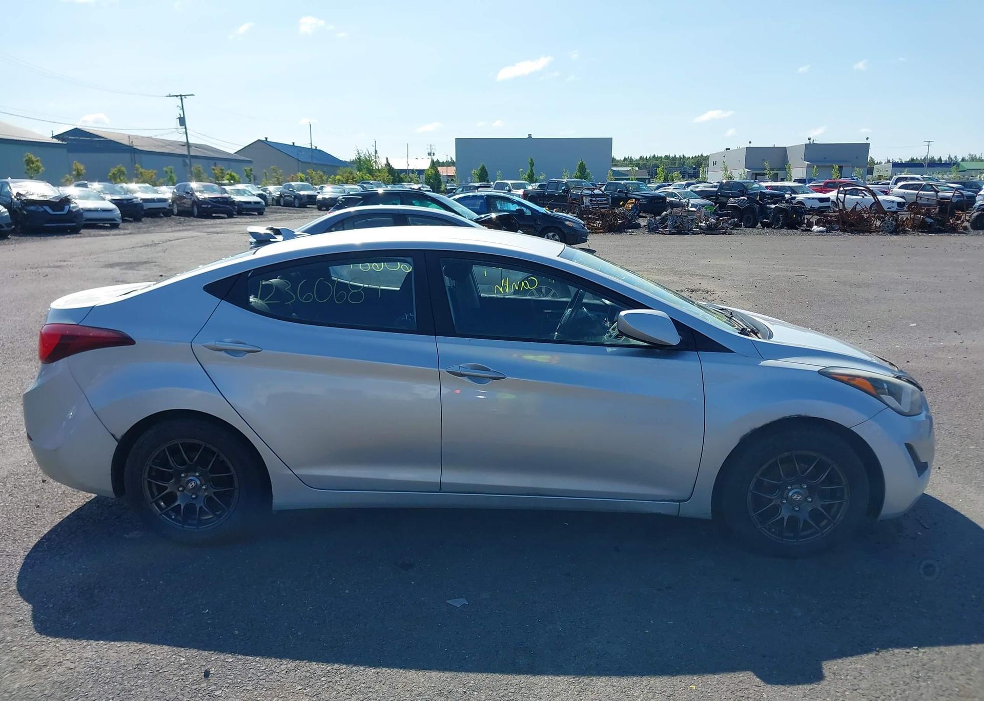 2015 HYUNDAI ELANTRA GL