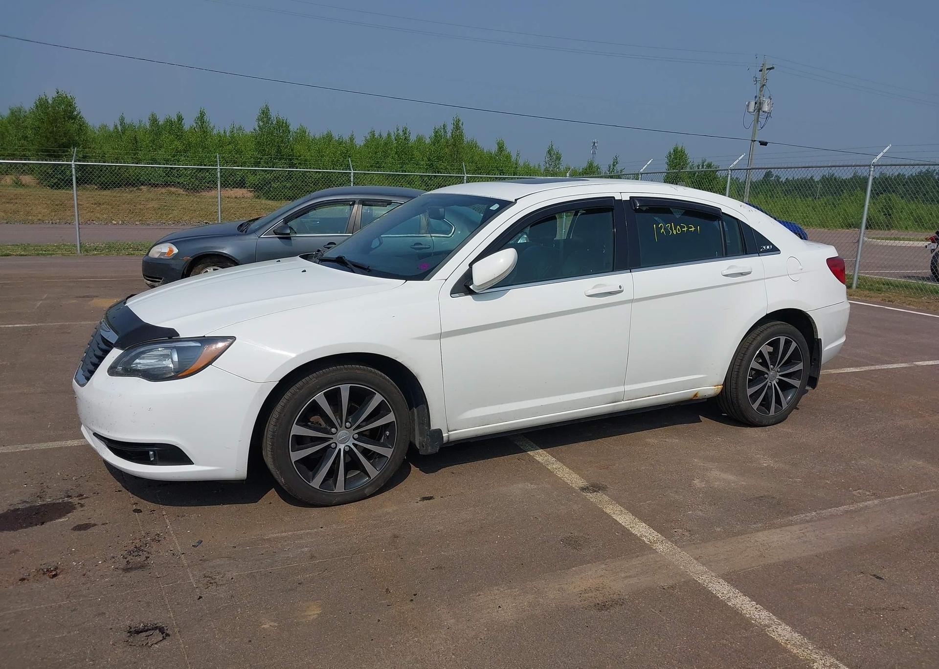 2013 CHRYSLER 200 S