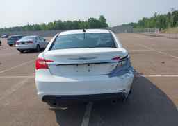 2013 CHRYSLER 200 S