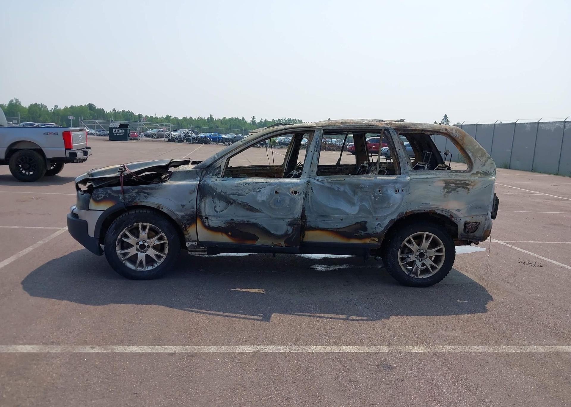 2006 VOLVO XC90 2.5T