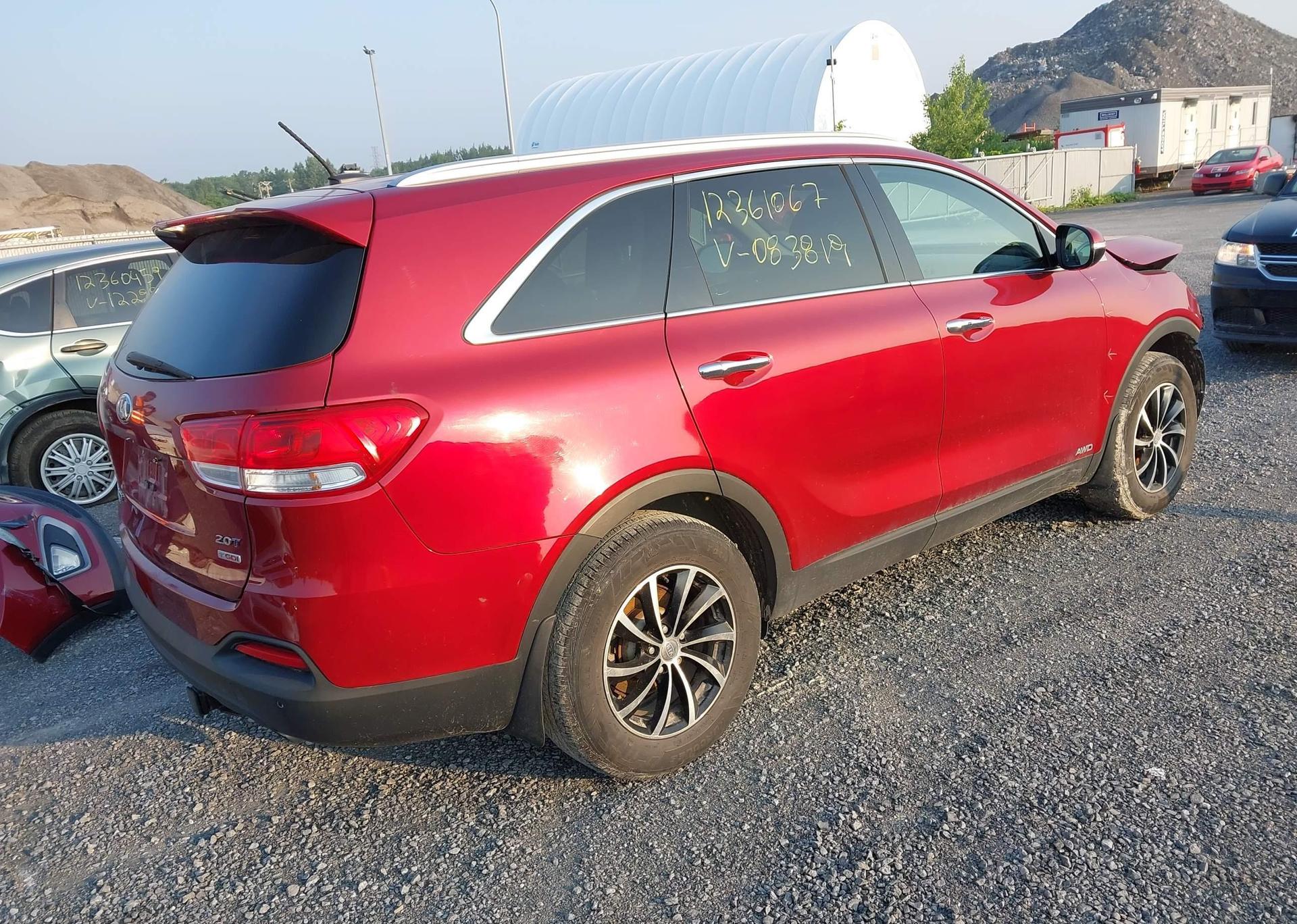 2016 KIA SORENTO LX