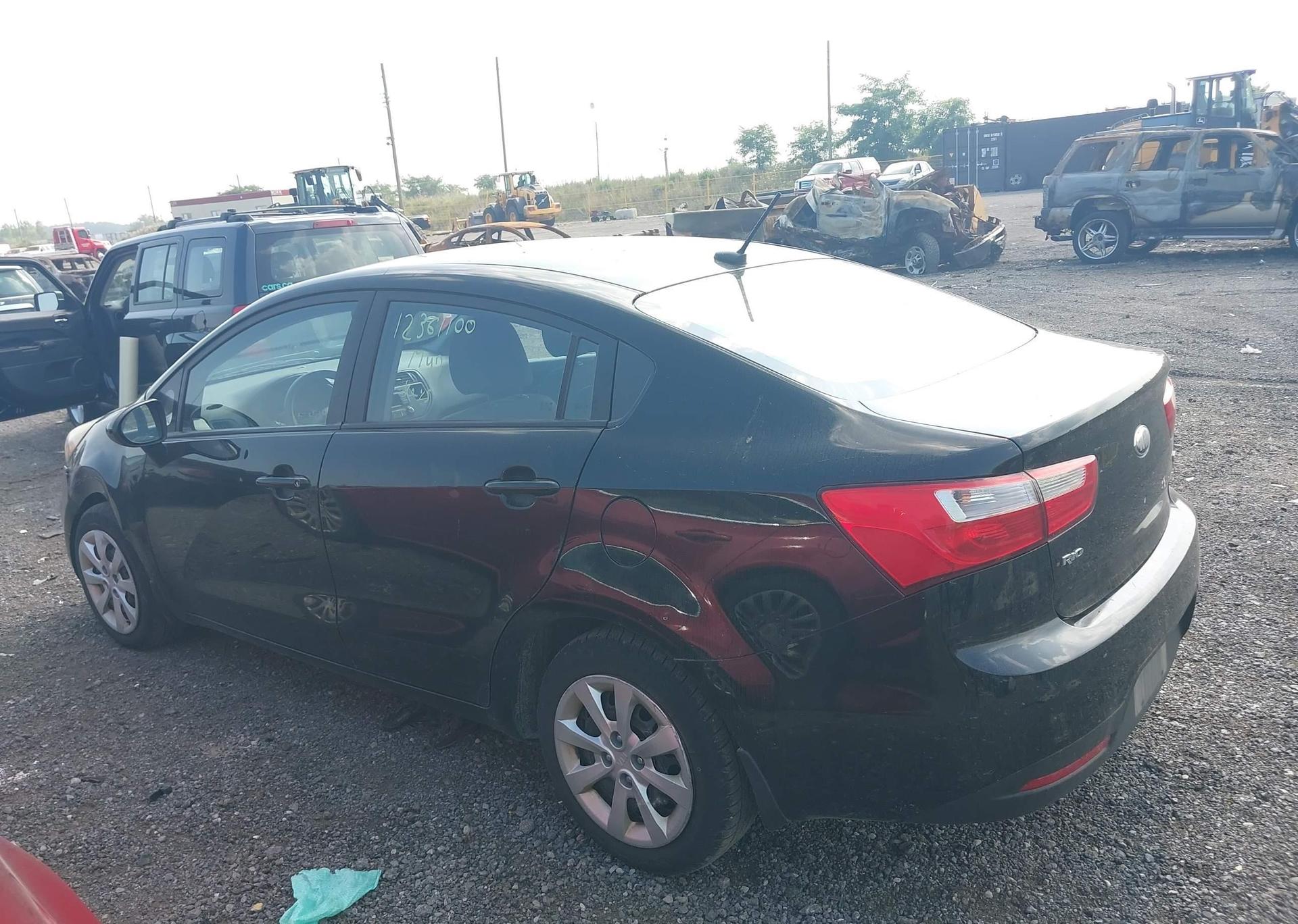 2013 KIA RIO