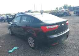 2013 KIA RIO