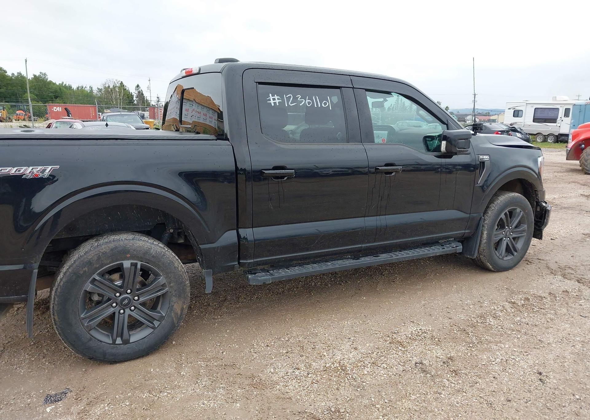 2023 FORD F-150 LARIAT