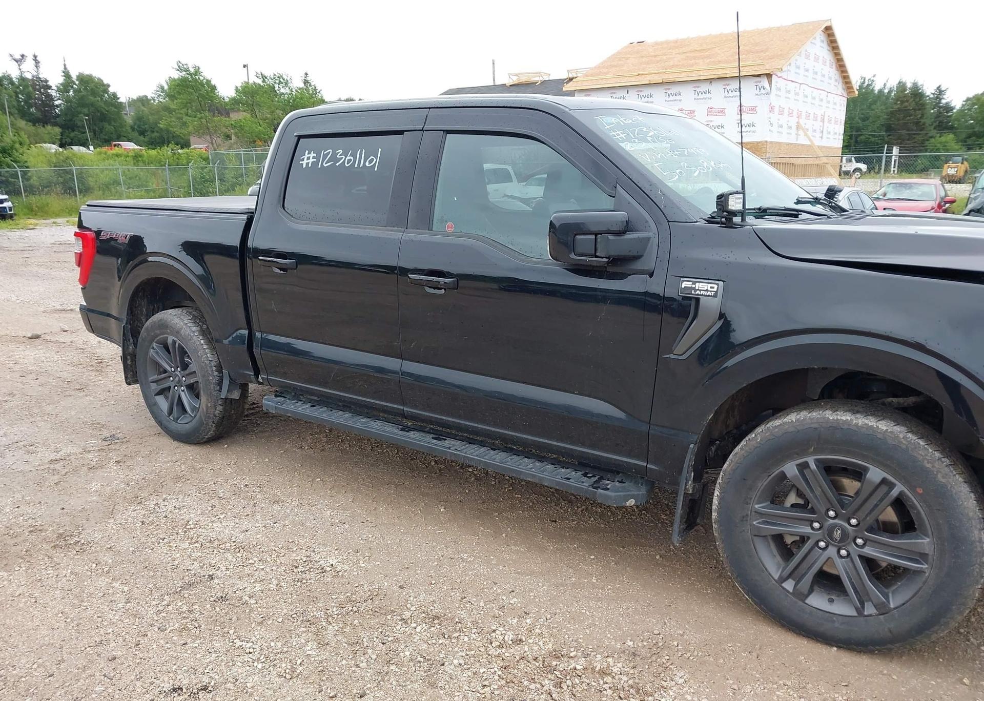 2023 FORD F-150 LARIAT