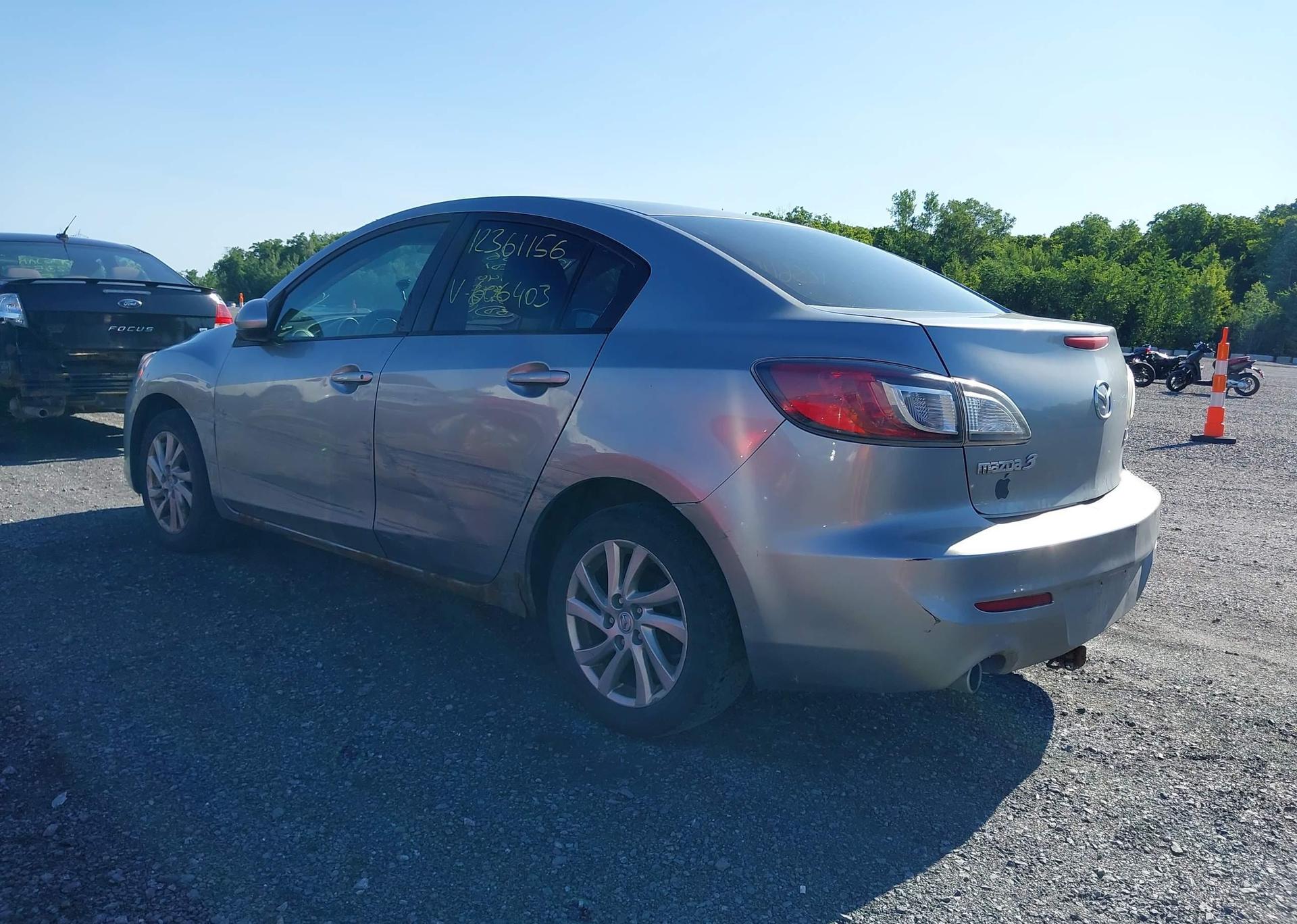2012 MAZDA 3 I