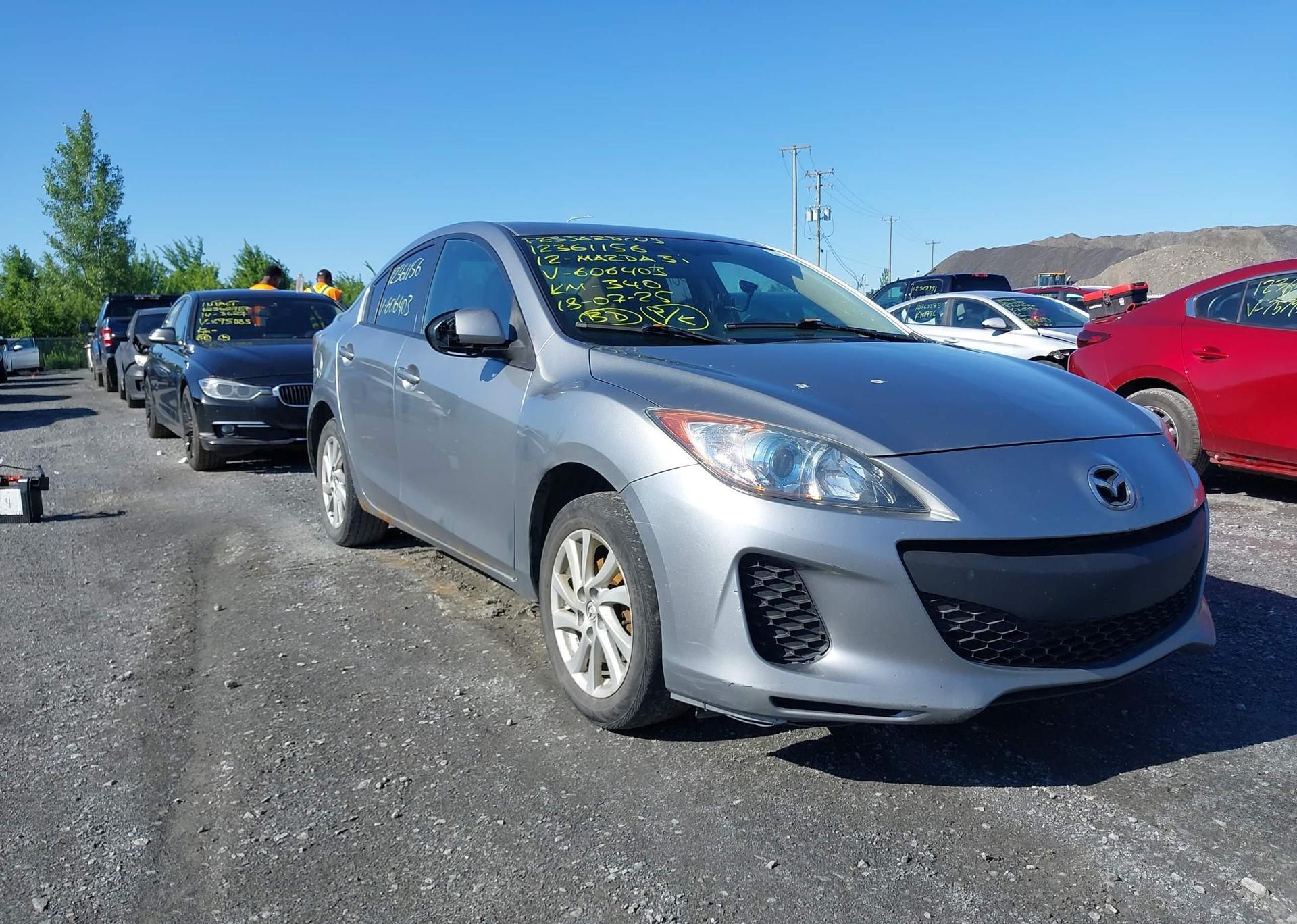 2012 MAZDA 3 I