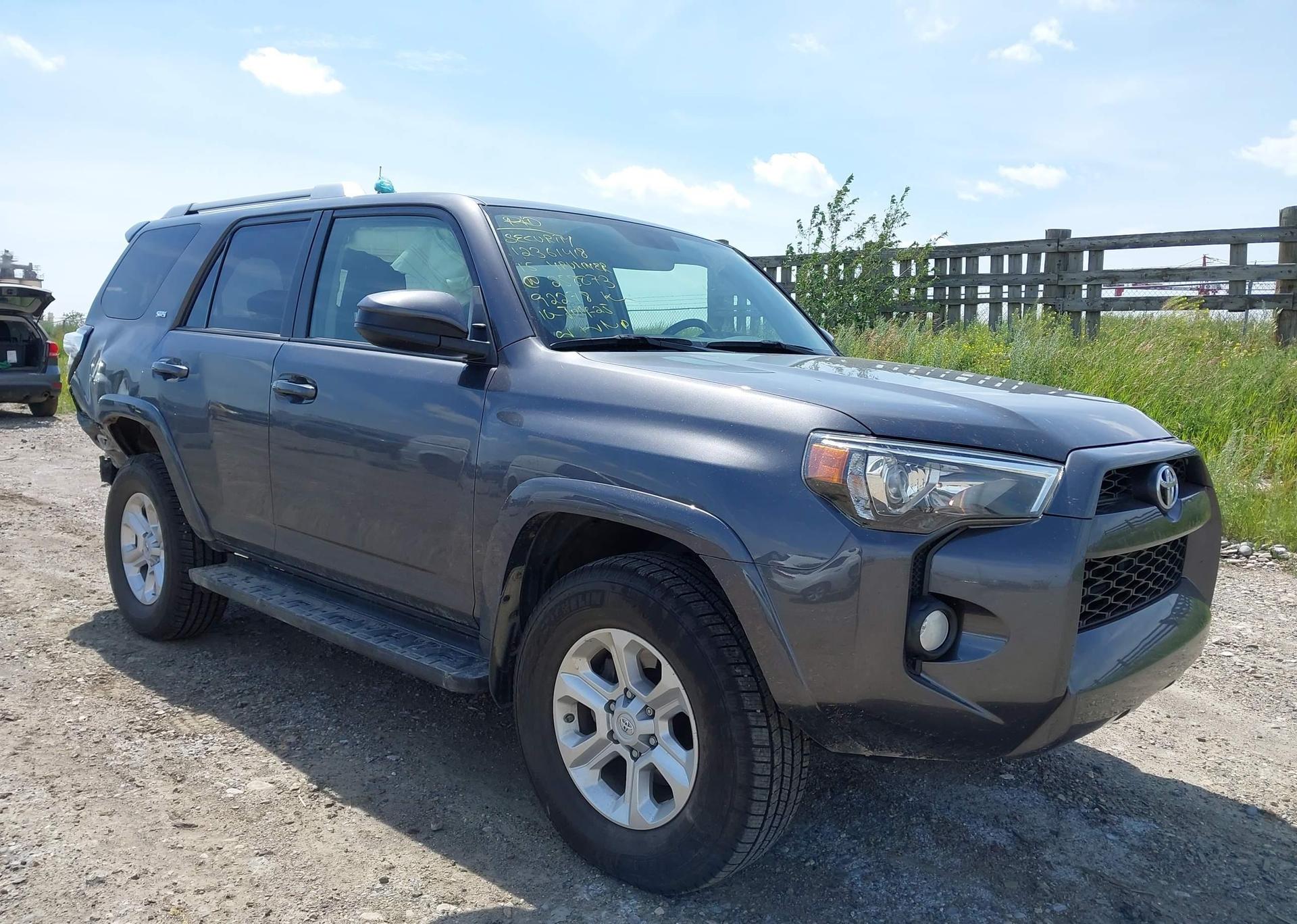 2015 TOYOTA 4RUNNER SR5 V6