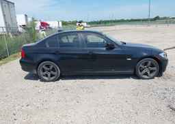 2010 BMW 323I