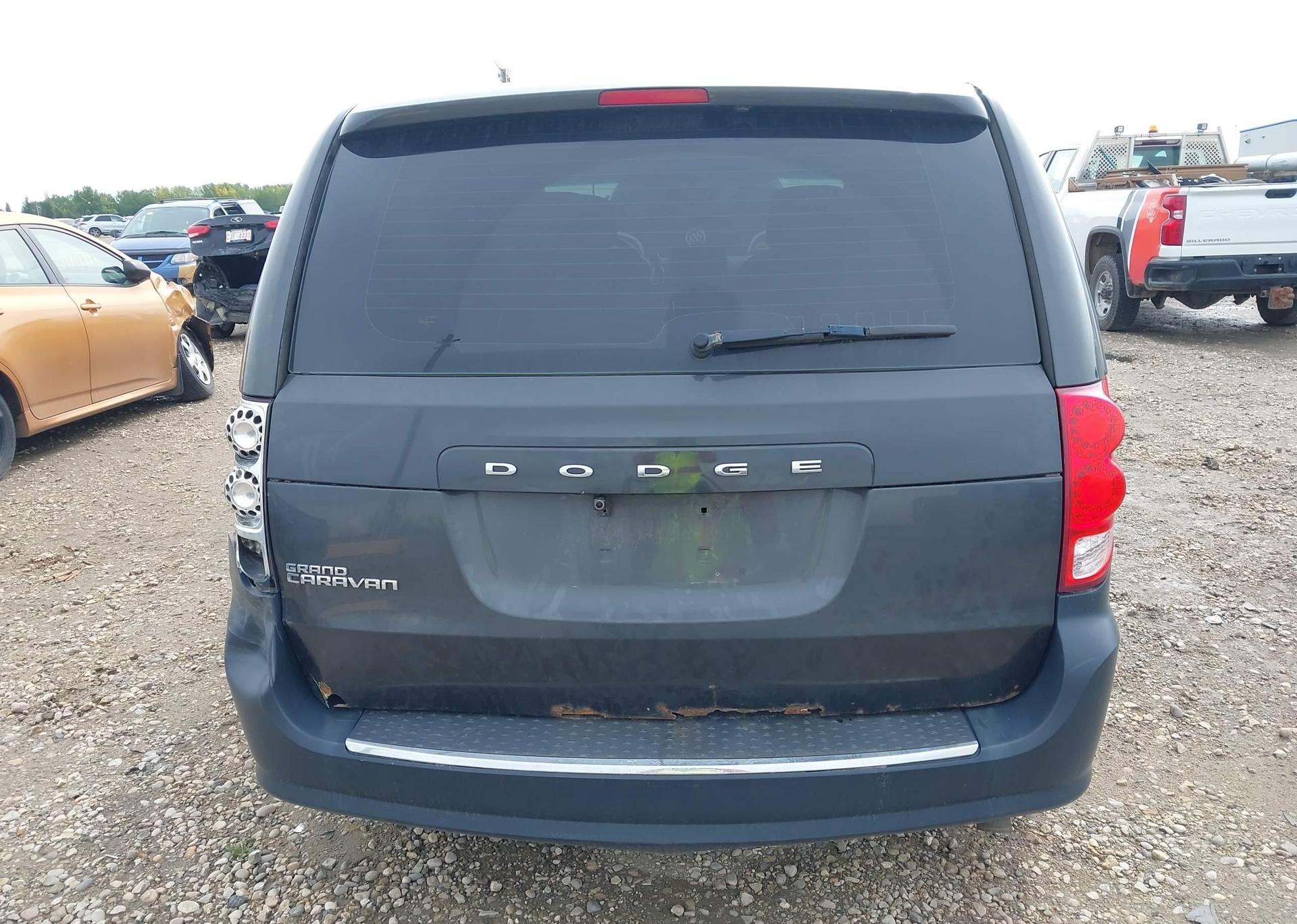 2012 DODGE GRAND CARAVAN SE