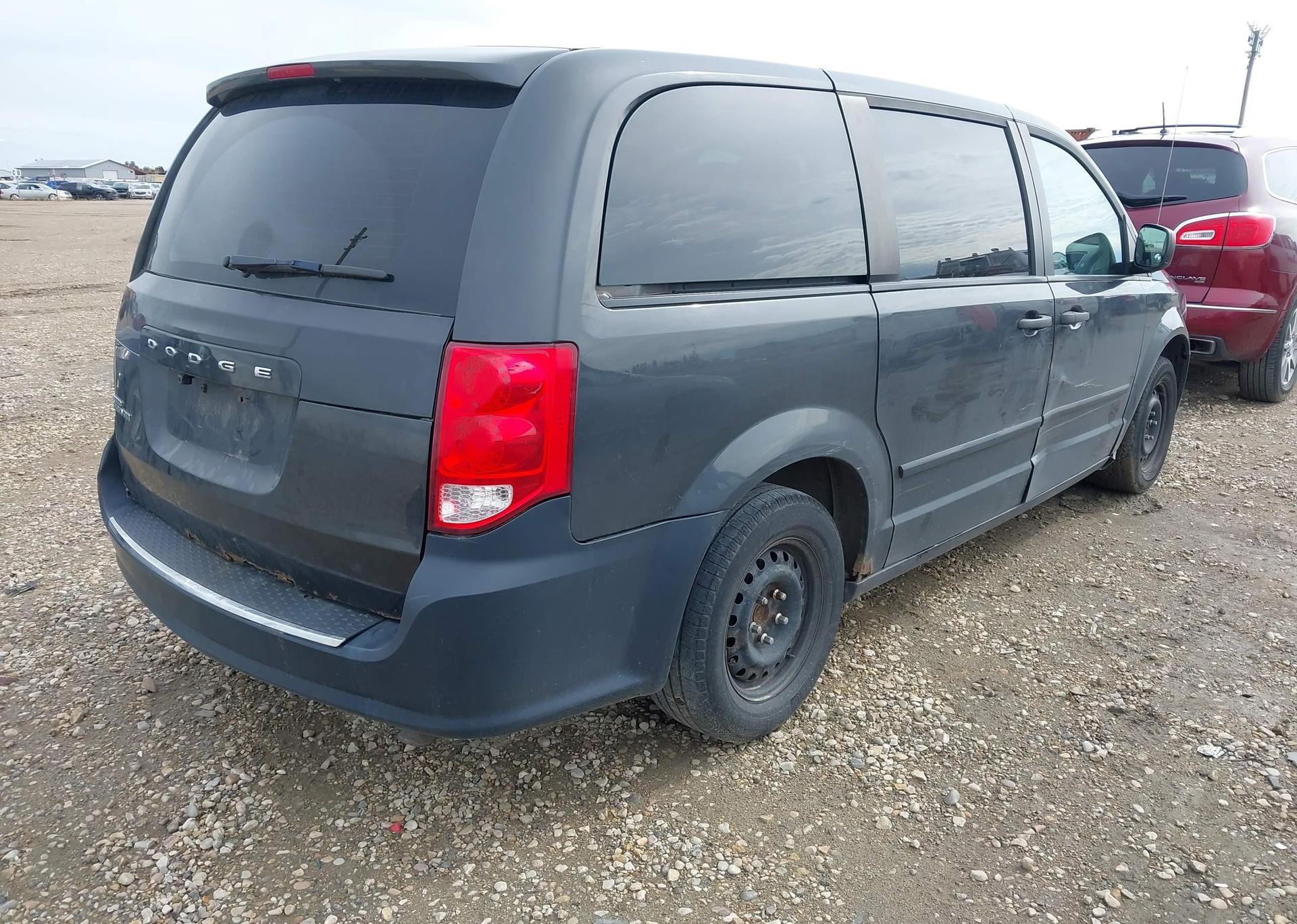 2012 DODGE GRAND CARAVAN SE