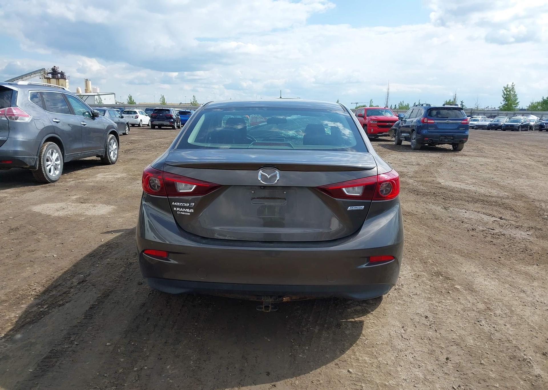 2015 MAZDA MAZDA3 GS
