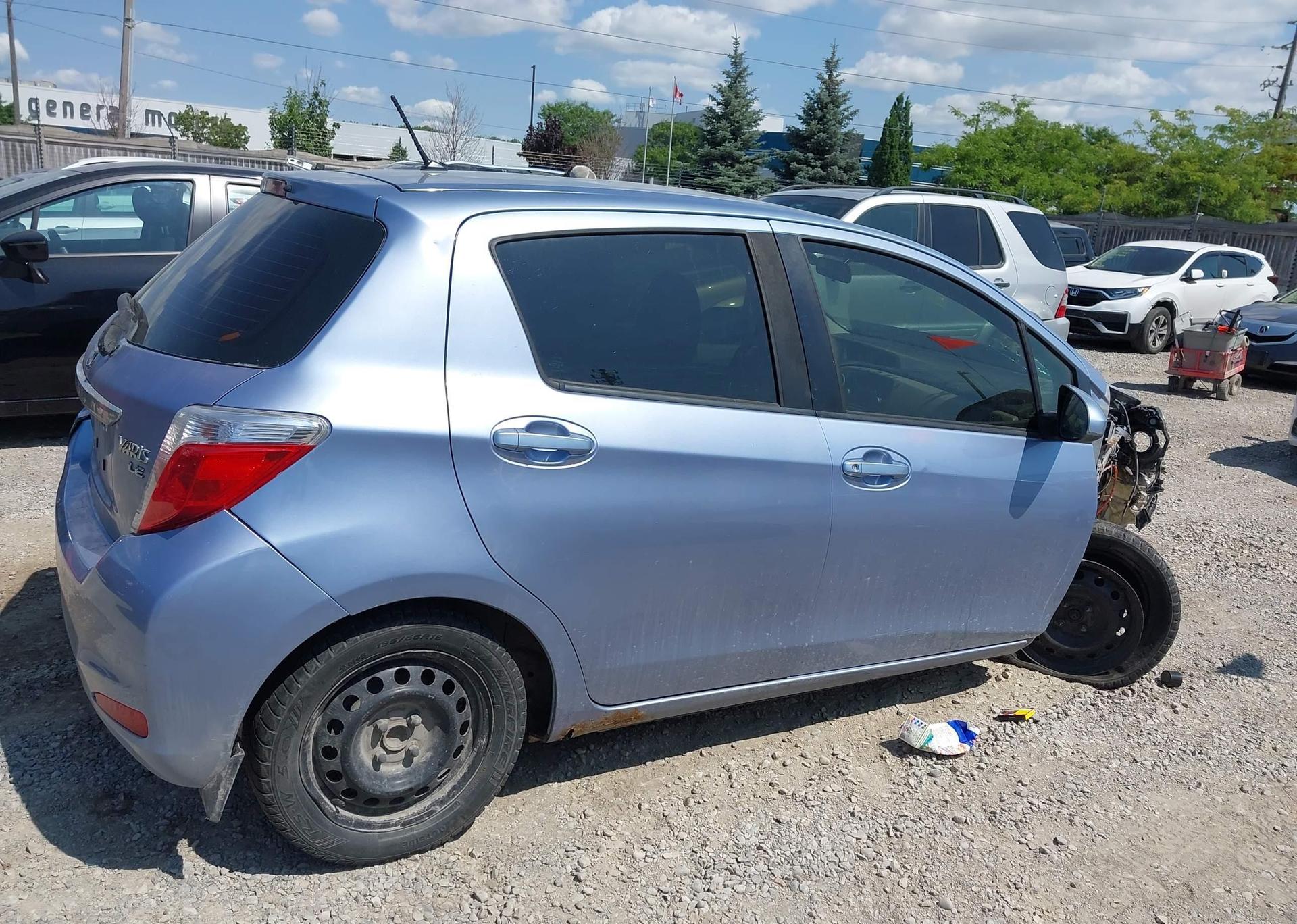 2013 TOYOTA YARIS