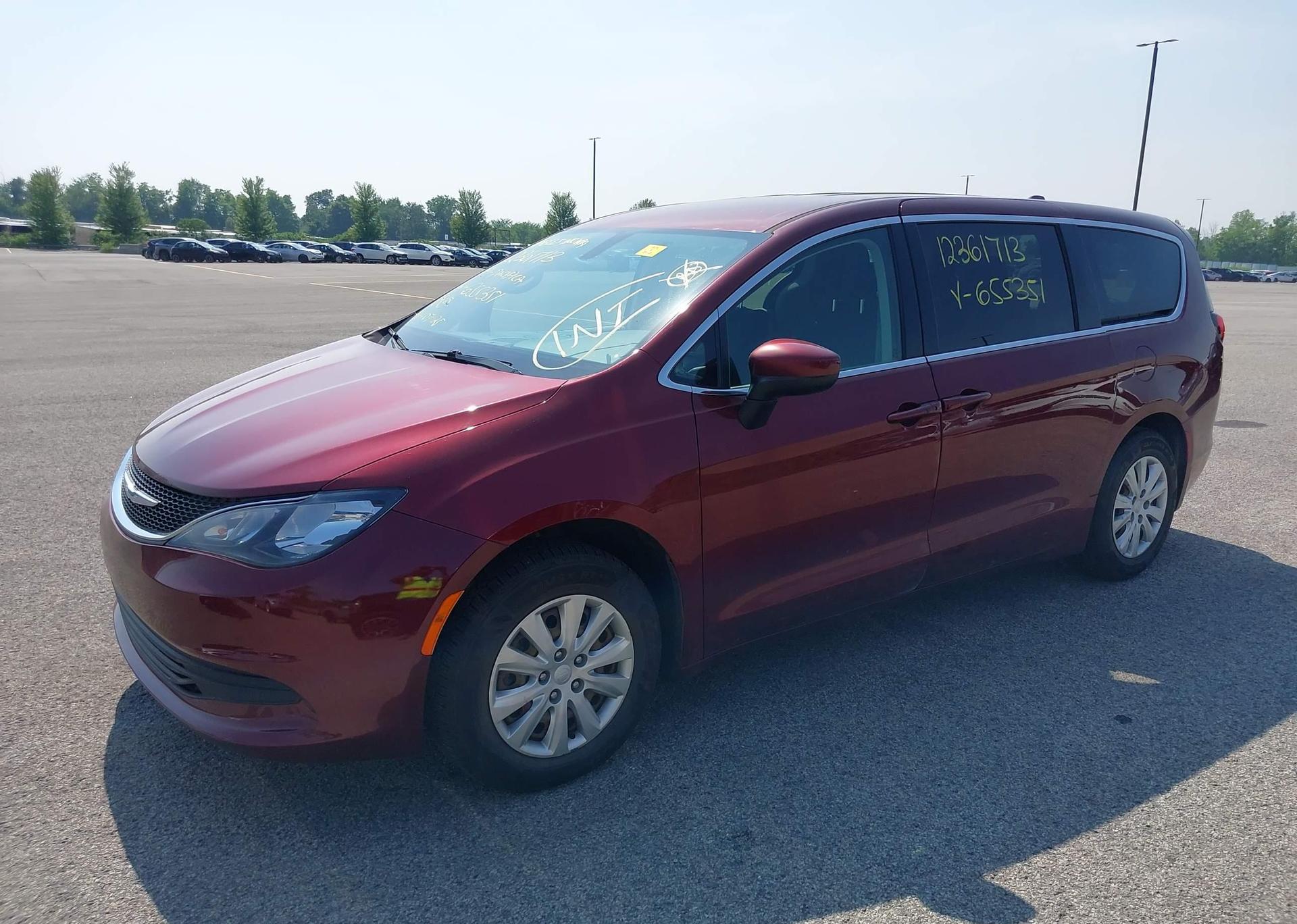 2019 CHRYSLER PACIFICA LX