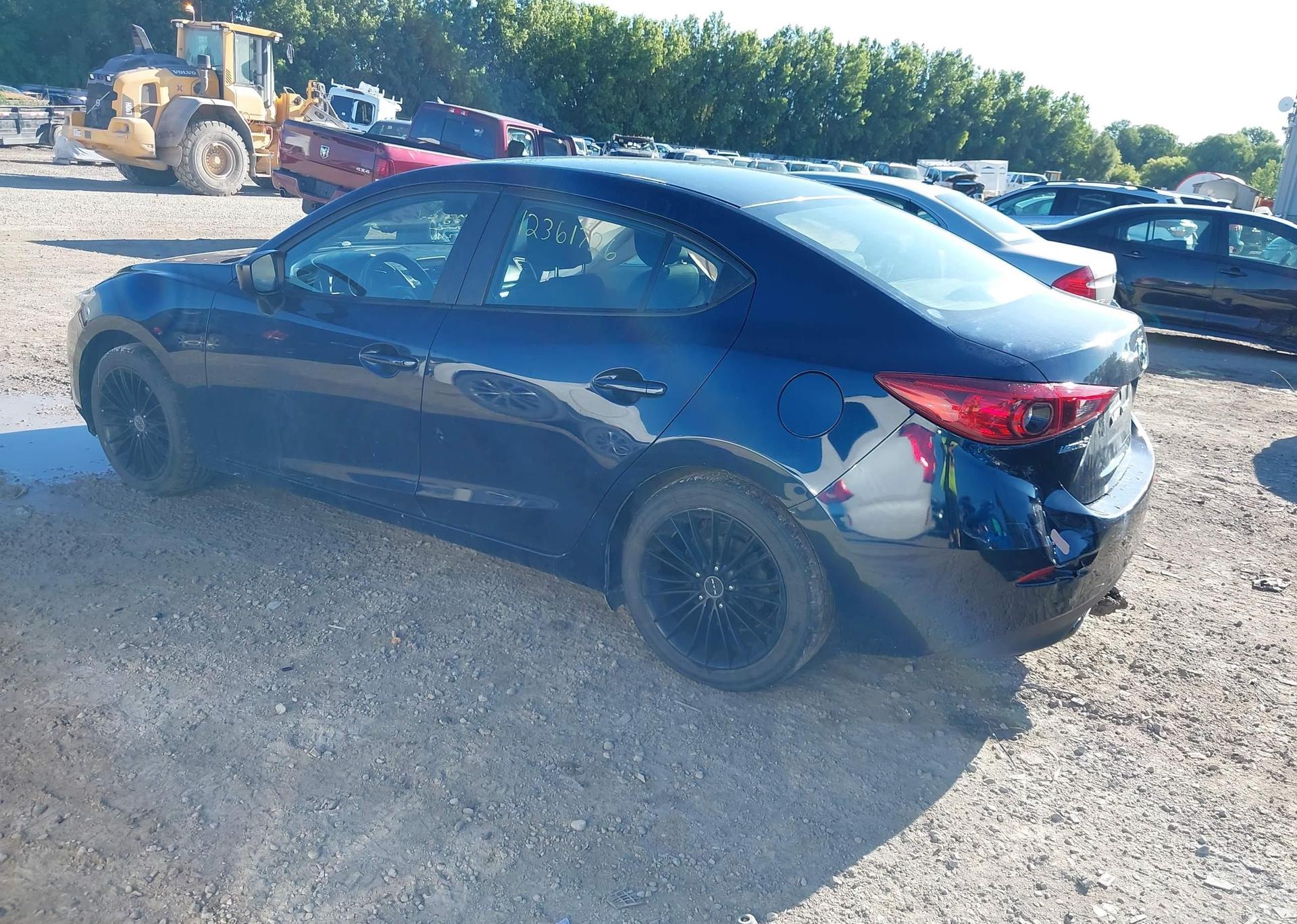 2015 MAZDA MAZDA3 GX