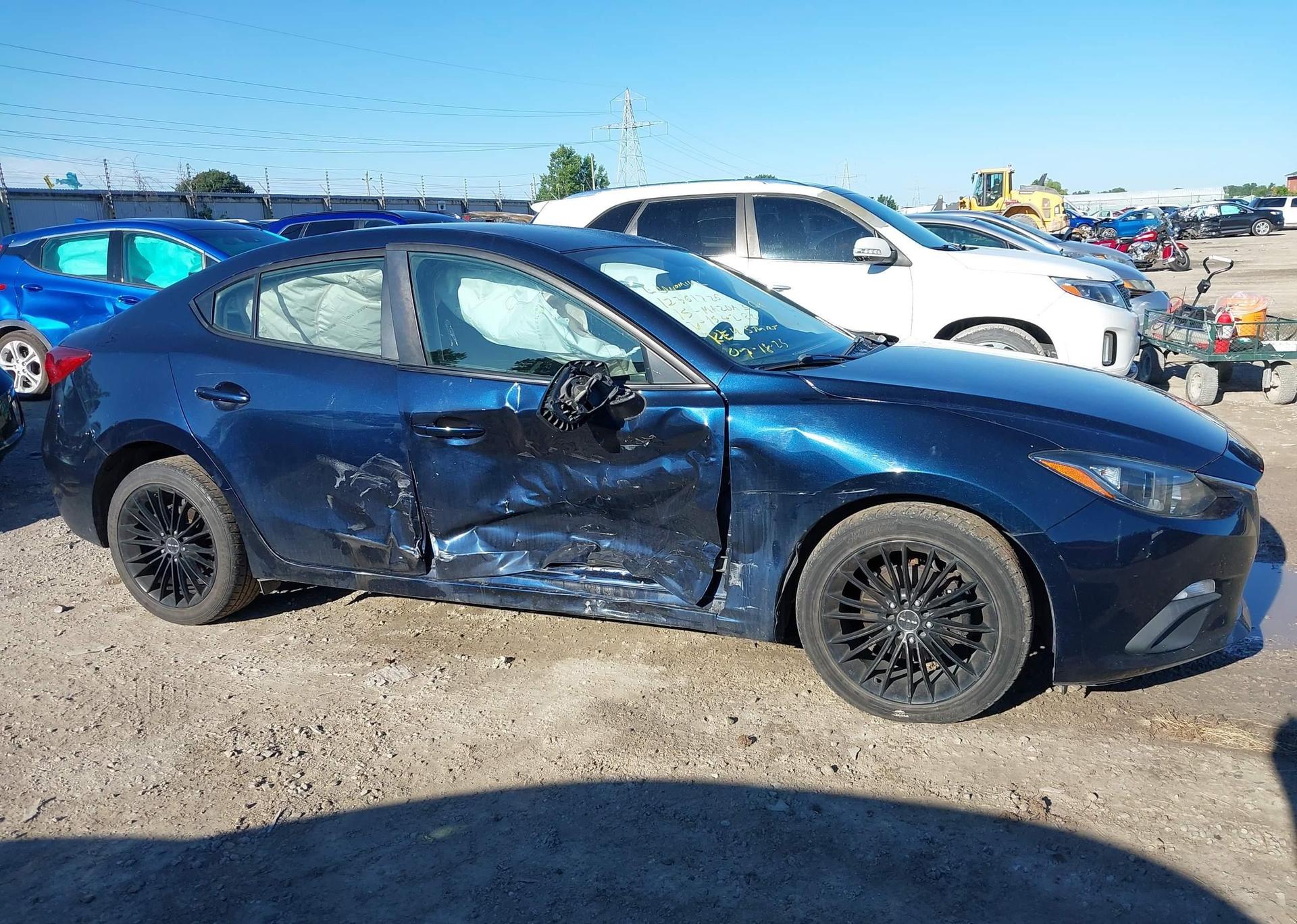 2015 MAZDA MAZDA3 GX