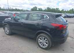 2017 NISSAN QASHQAI