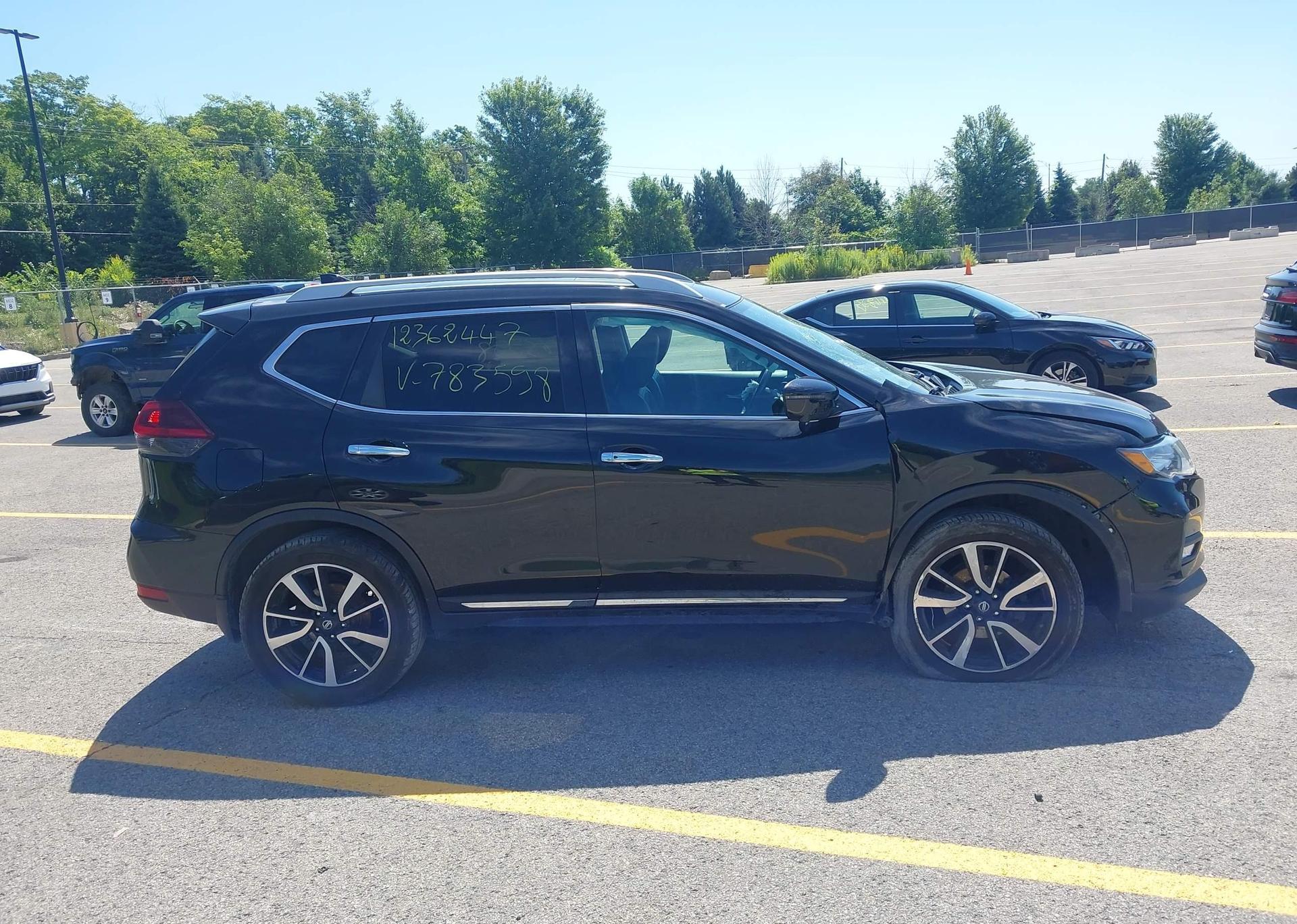 2018 NISSAN ROGUE SV
