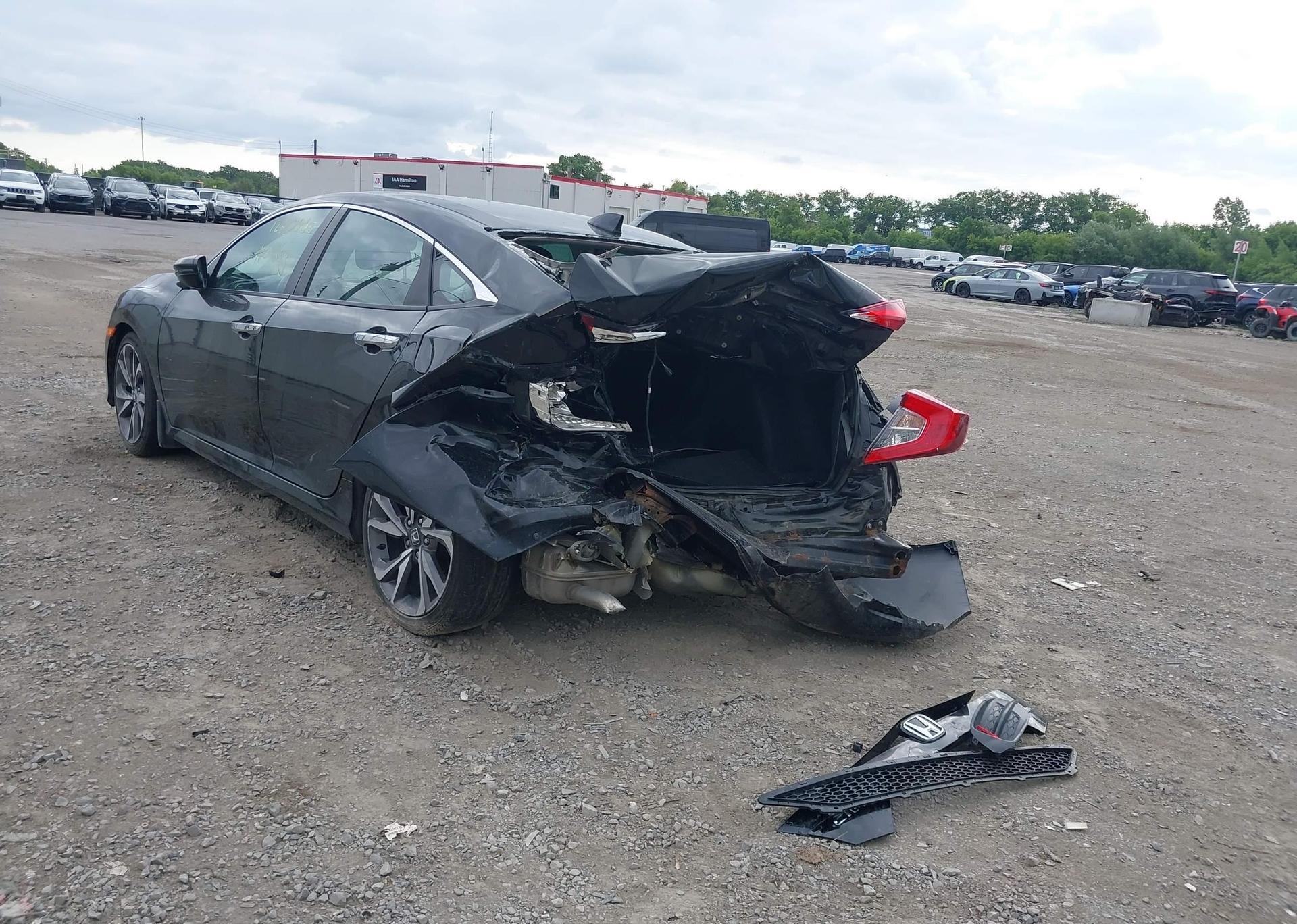 2019 HONDA Civic touring