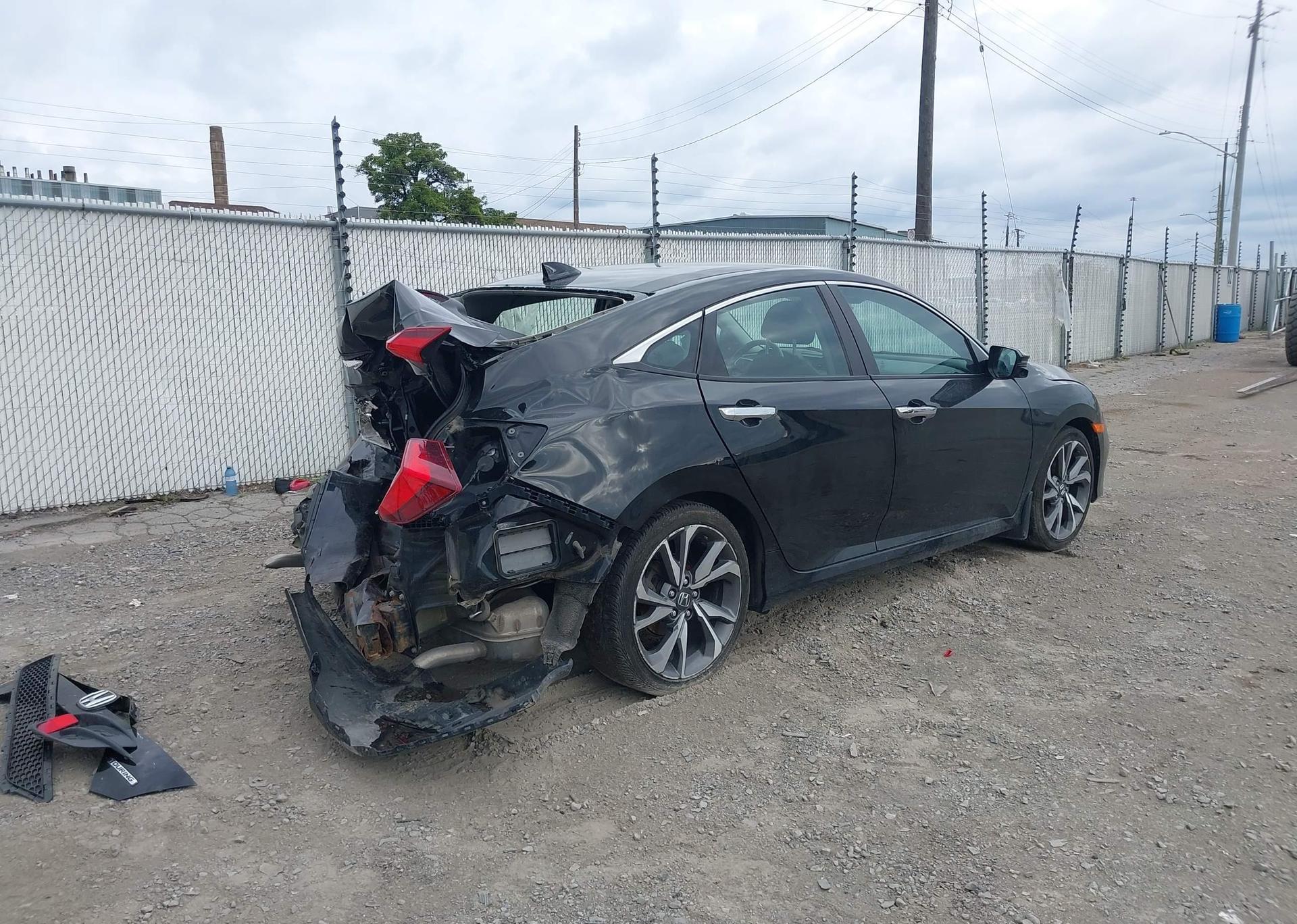 2019 HONDA Civic touring