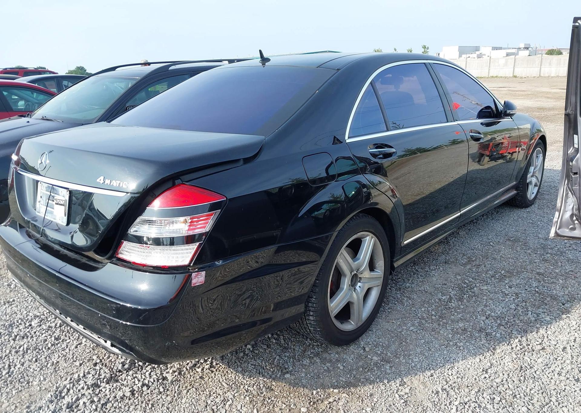2007 MERCEDES-BENZ S 550 4MATIC