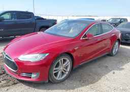 2015 TESLA Model S 85D