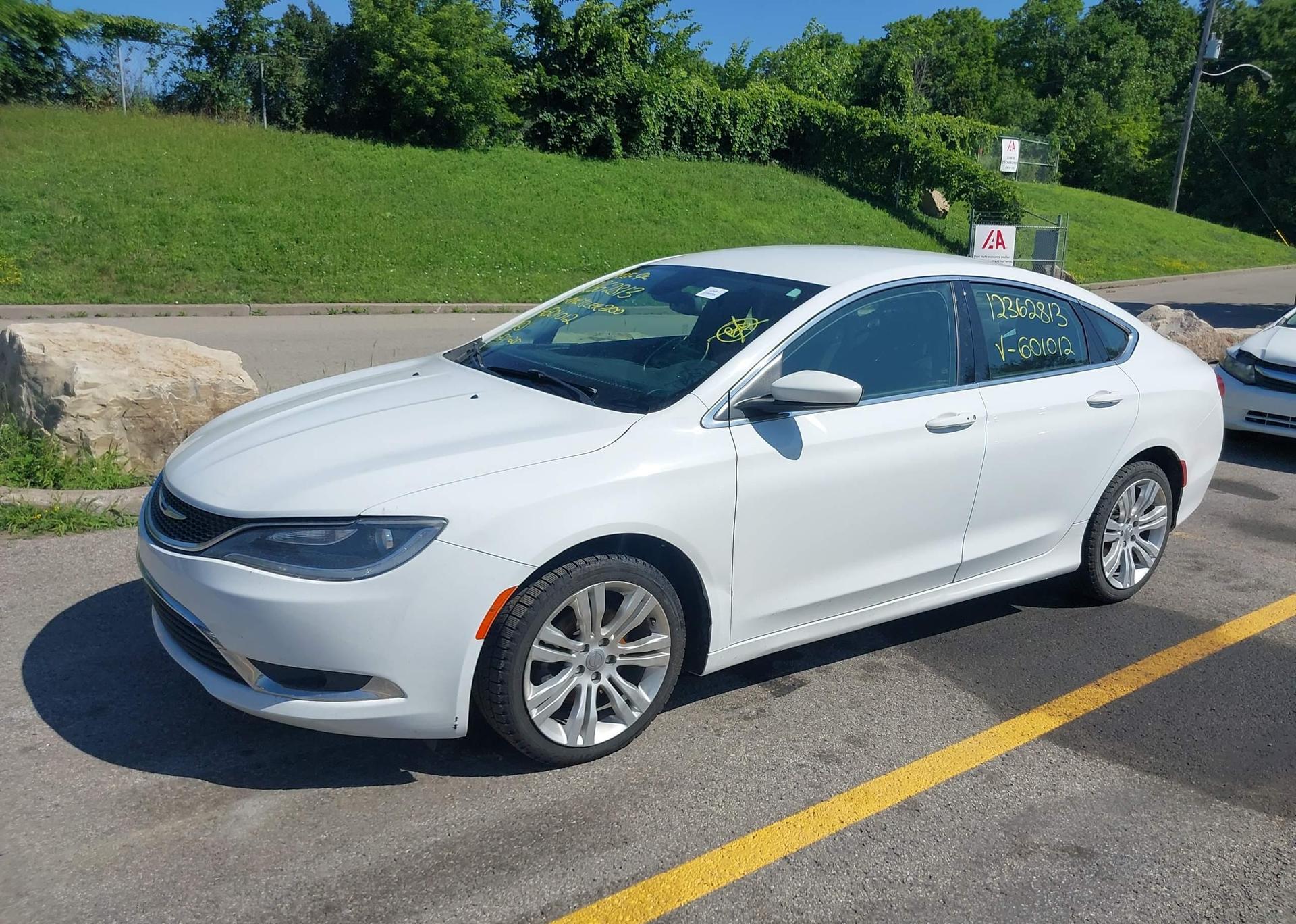 2015 CHRYSLER 200 LIMITED
