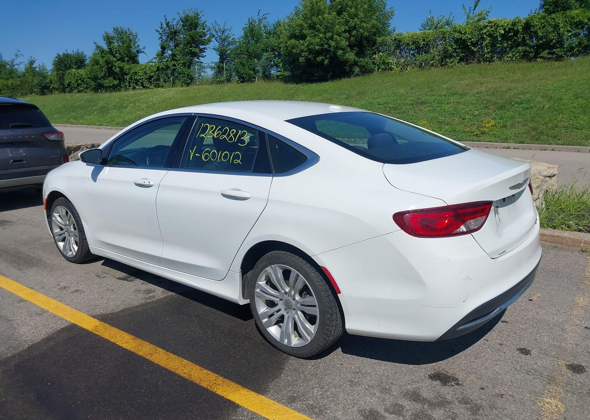 2015 CHRYSLER 200 LIMITED