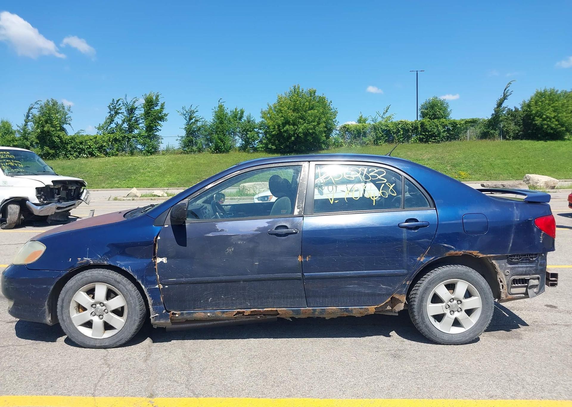 2003 TOYOTA COROLLA CE