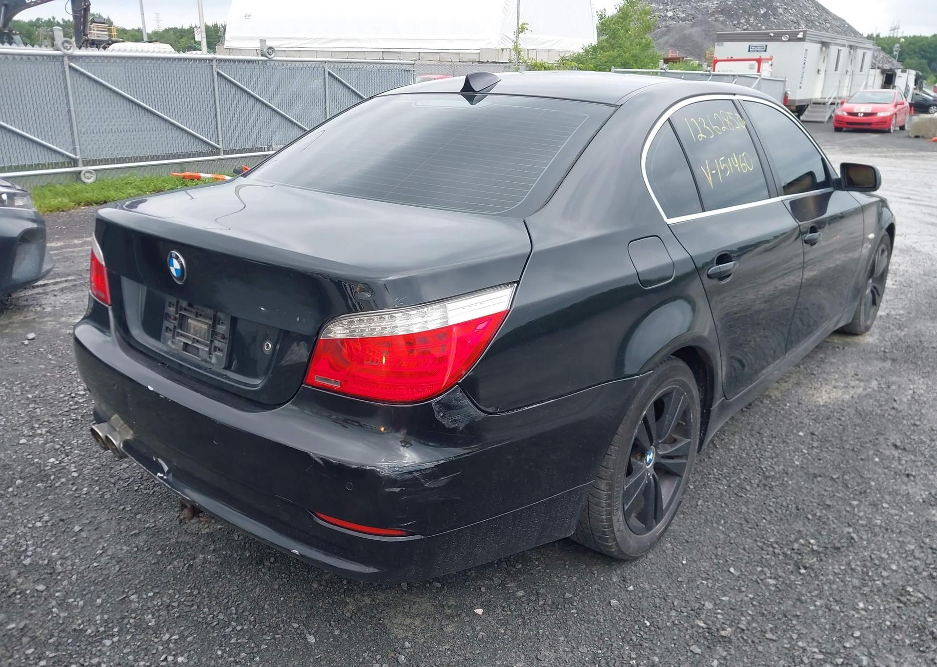 2009 BMW 528 XI