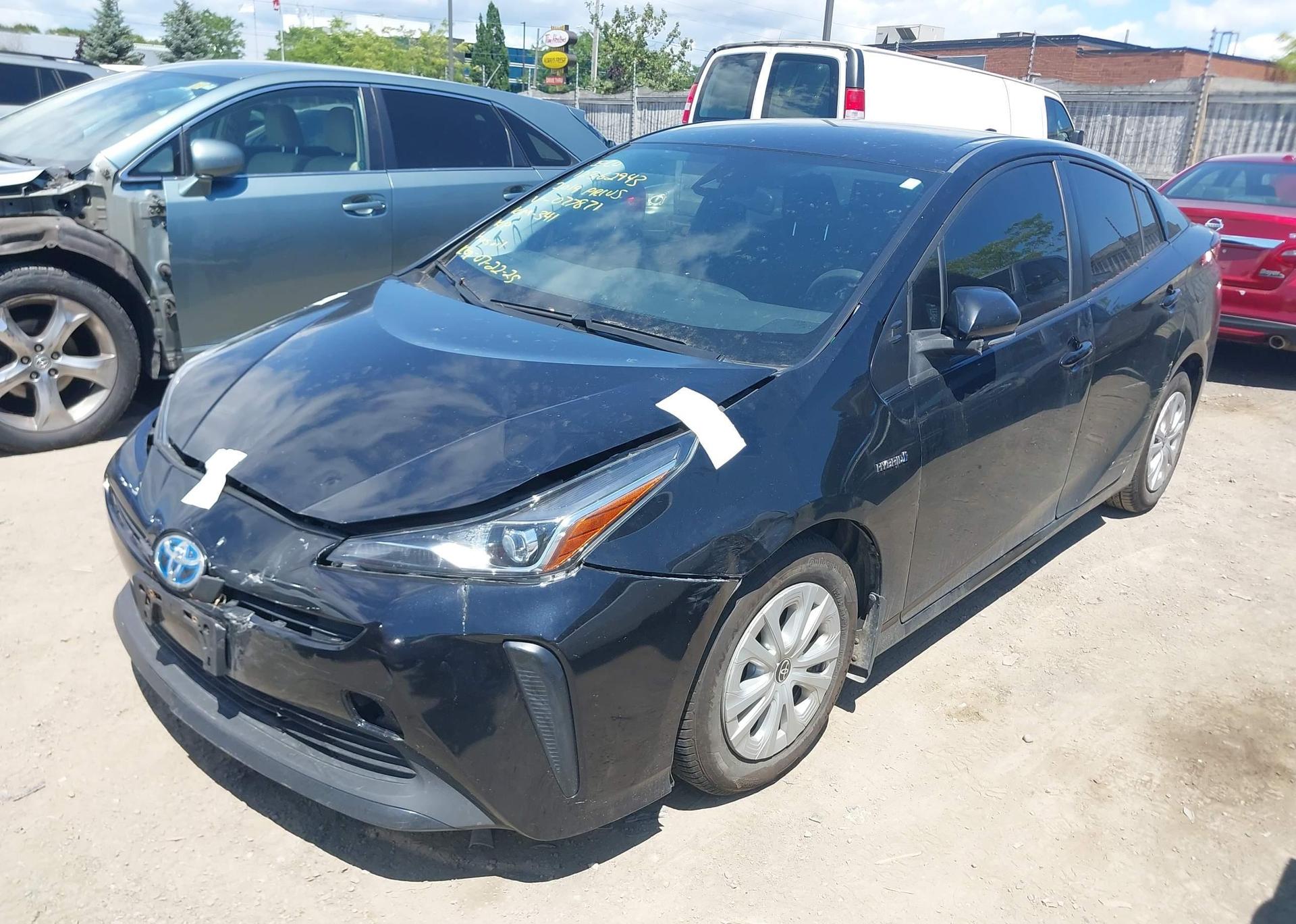 2019 TOYOTA PRIUS