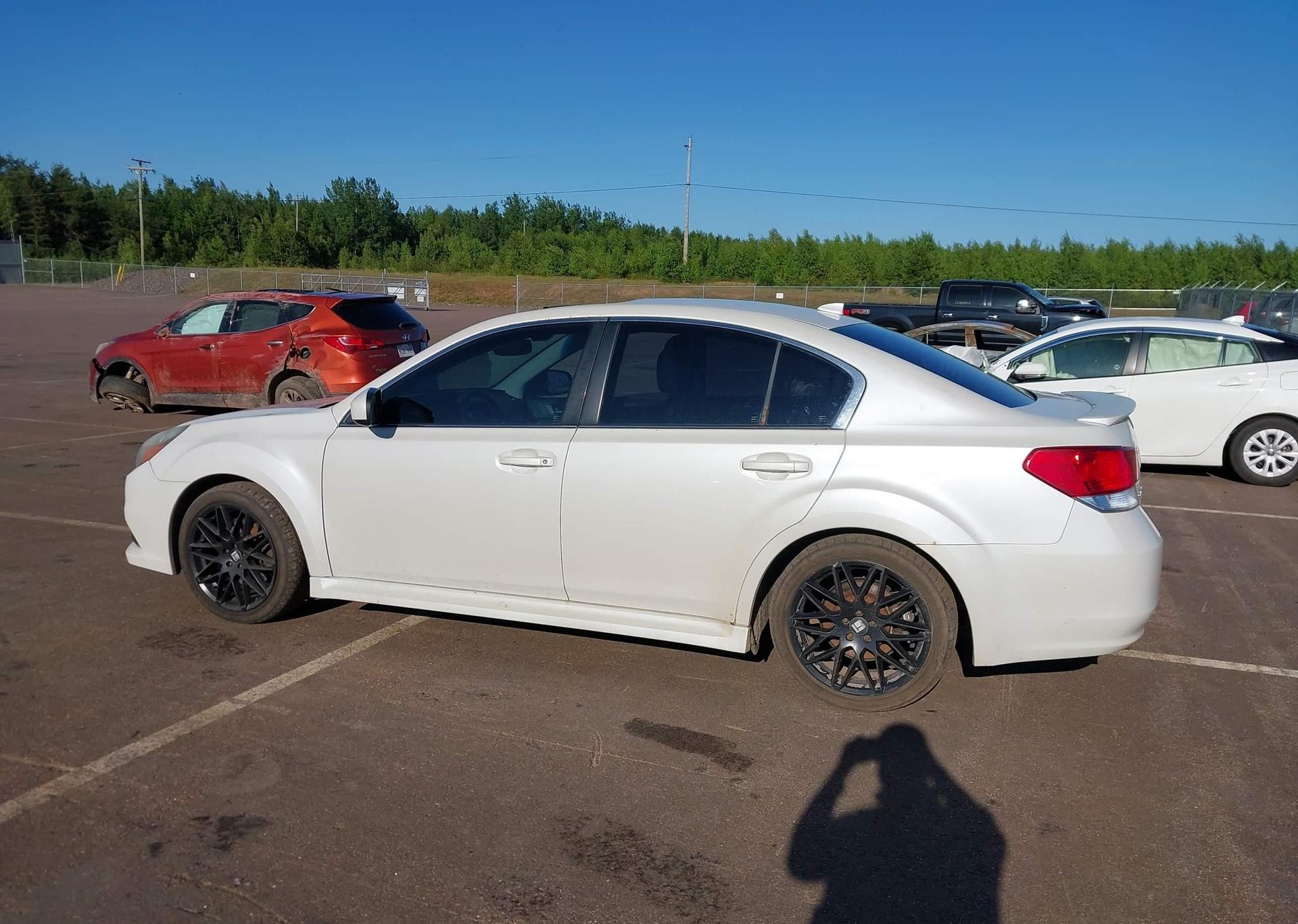2014 SUBARU LEGACY 3.6R LIMITED