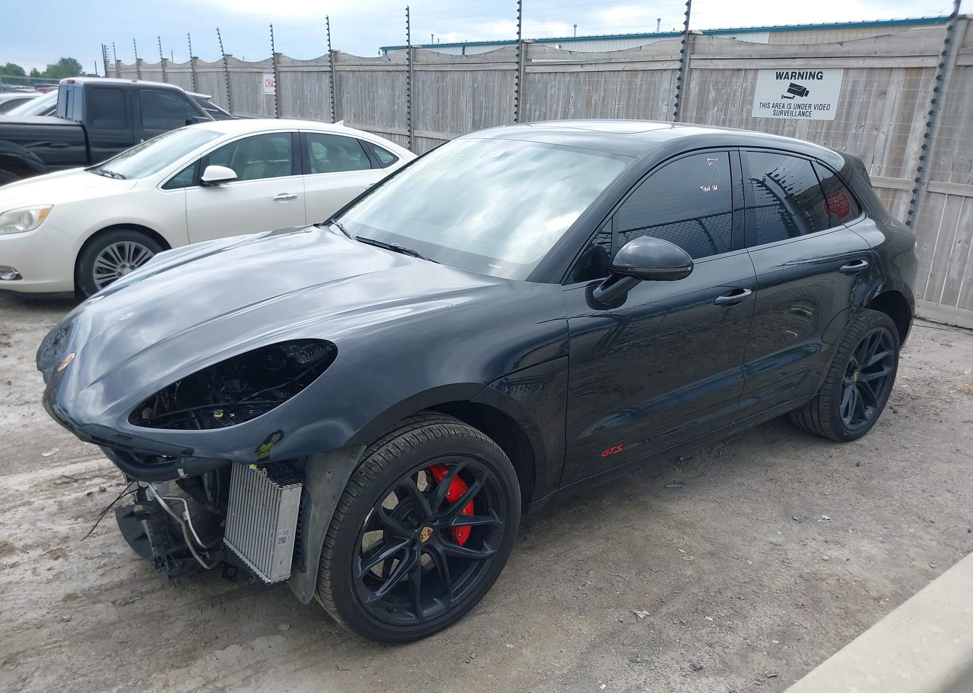 2024 PORSCHE MACAN GTS