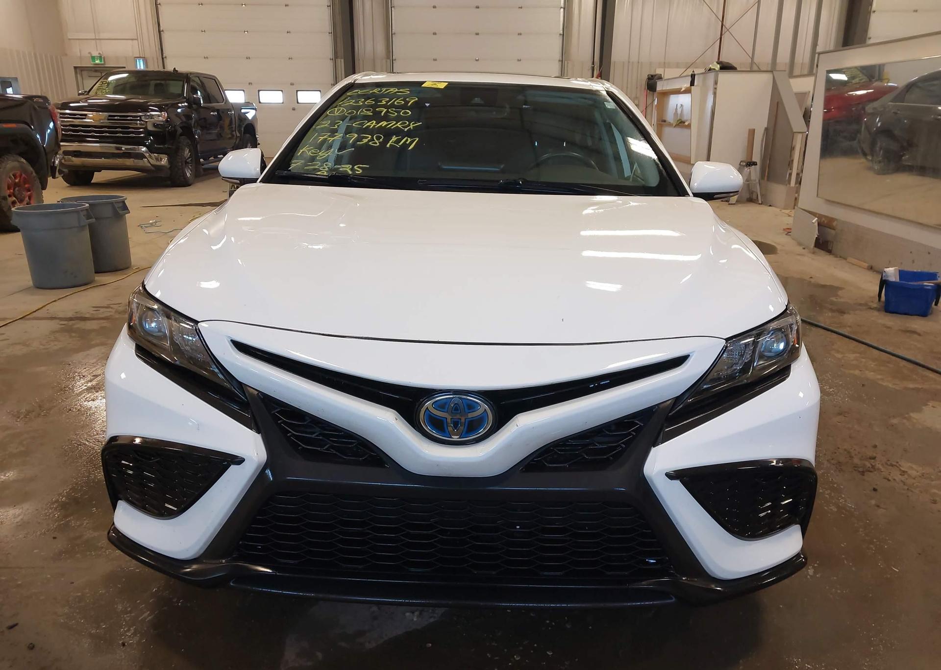 2023 TOYOTA CAMRY XLE