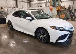 2023 TOYOTA CAMRY XLE